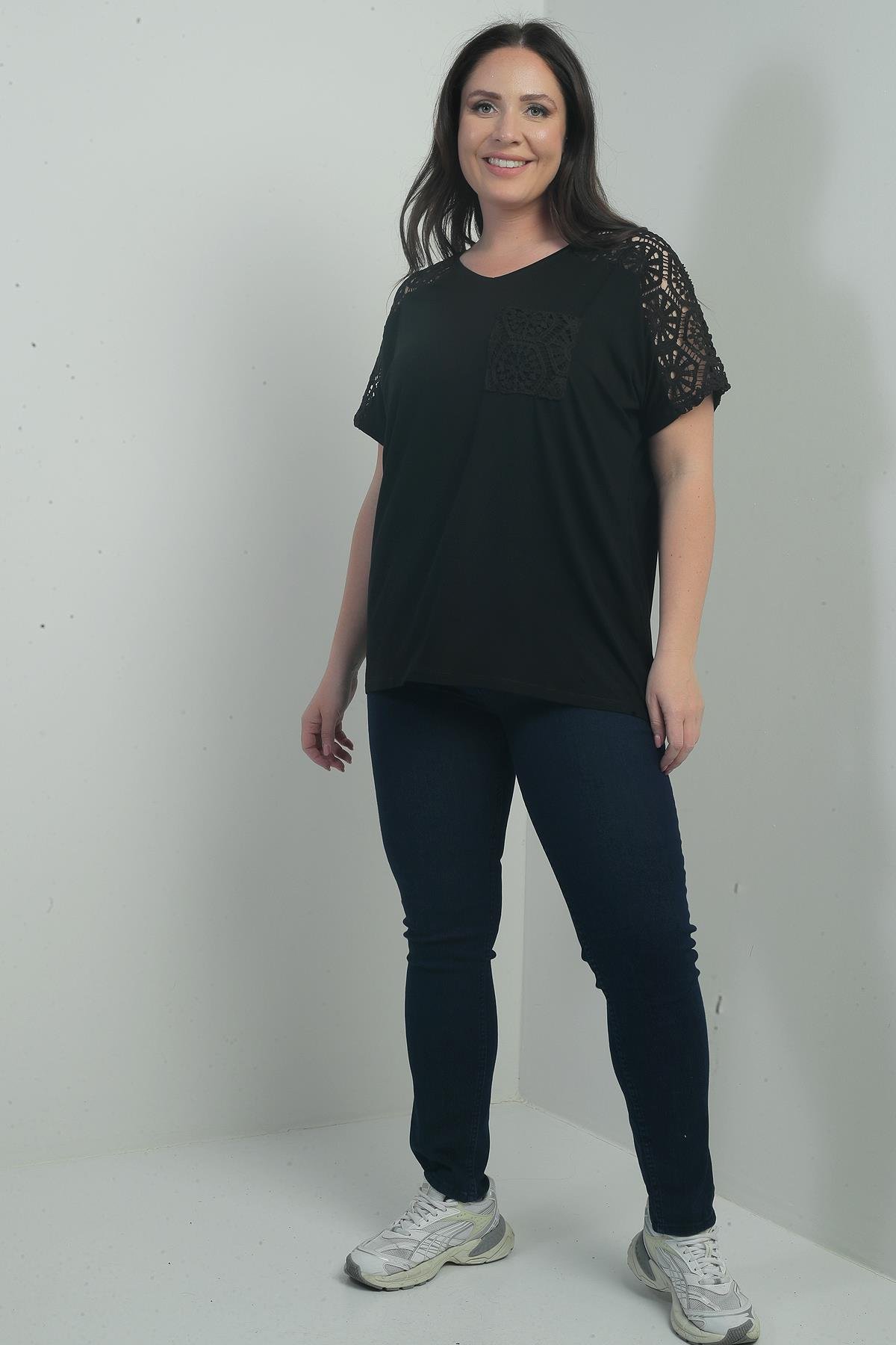 S-25K1060002Kadın Yüksek Bel Boru Paça Likralı Büyük Beden Kot Pantolon