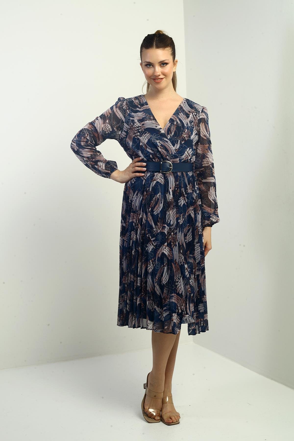 S-25K1520002Kadın Kruvaze Yaka Beli Kemerli Astarlı Pileli Desenli Midi Şifon Elbise