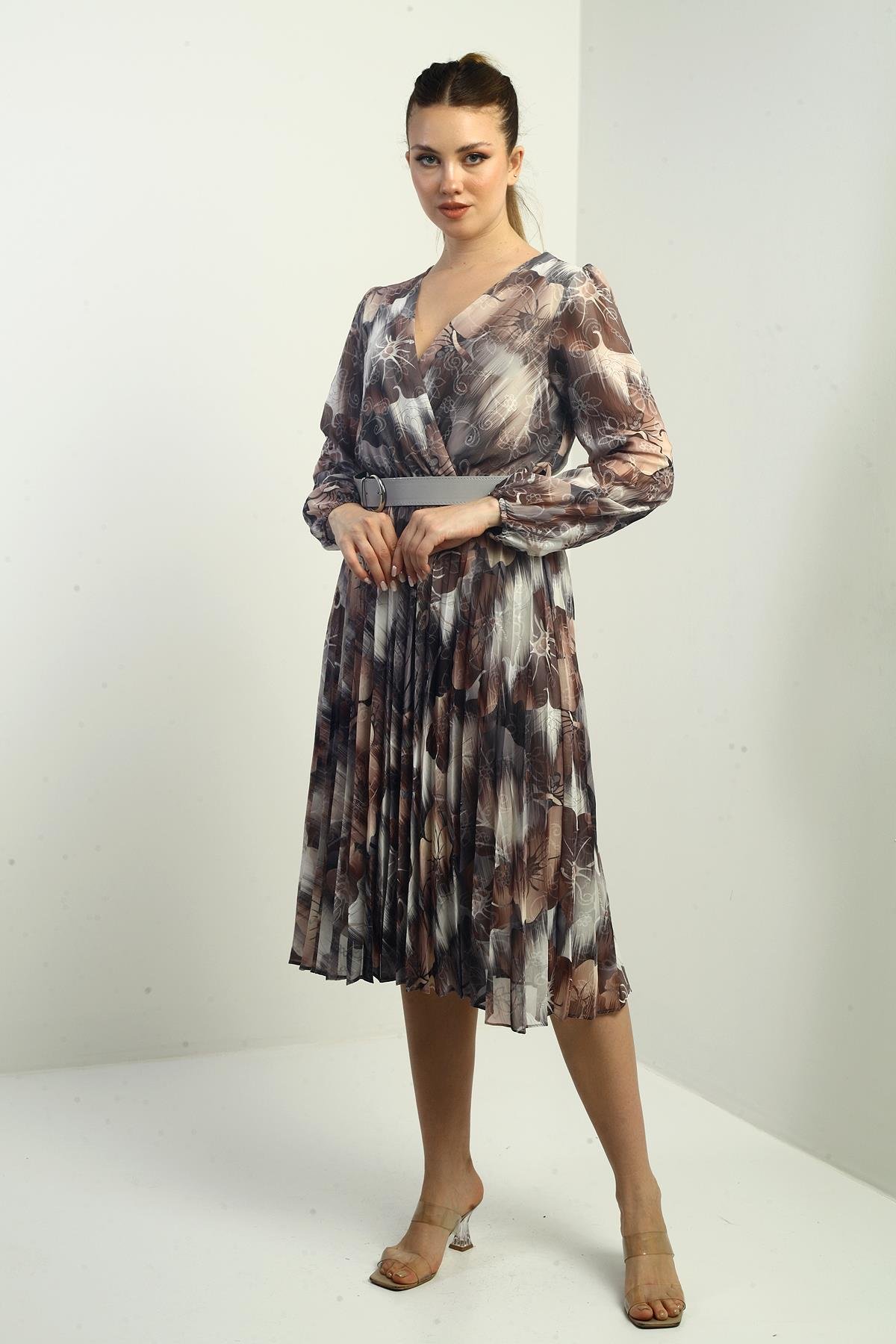 S-25K1520003Kadın Kruvaze Yaka Beli Kemerli Astarlı Çiçek Desenli Pileli Midi Şifon Elbise