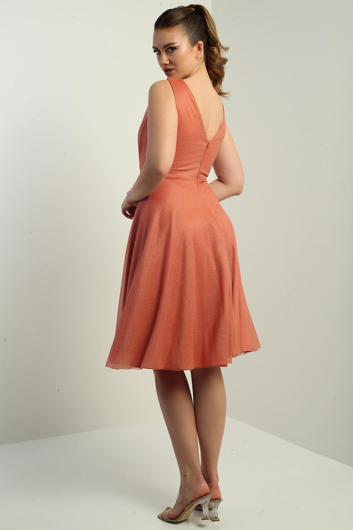 S-25K3050006Kadın Kruvaze Yaka Astarlı Kloş Simli Kısa Elbise