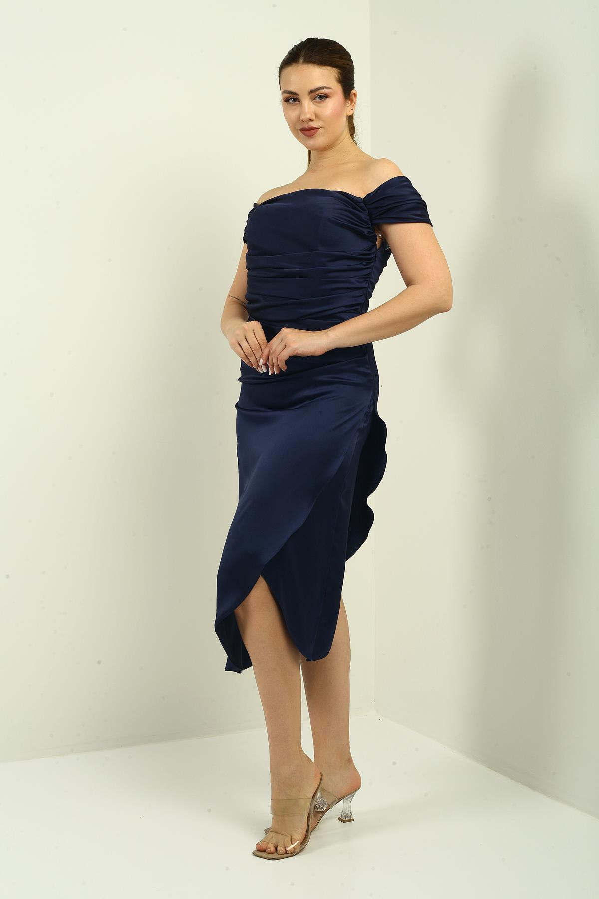 S-25K3050009Kadın Madonna Yaka Drapeli Asimetrik Saten Kısa Elbise