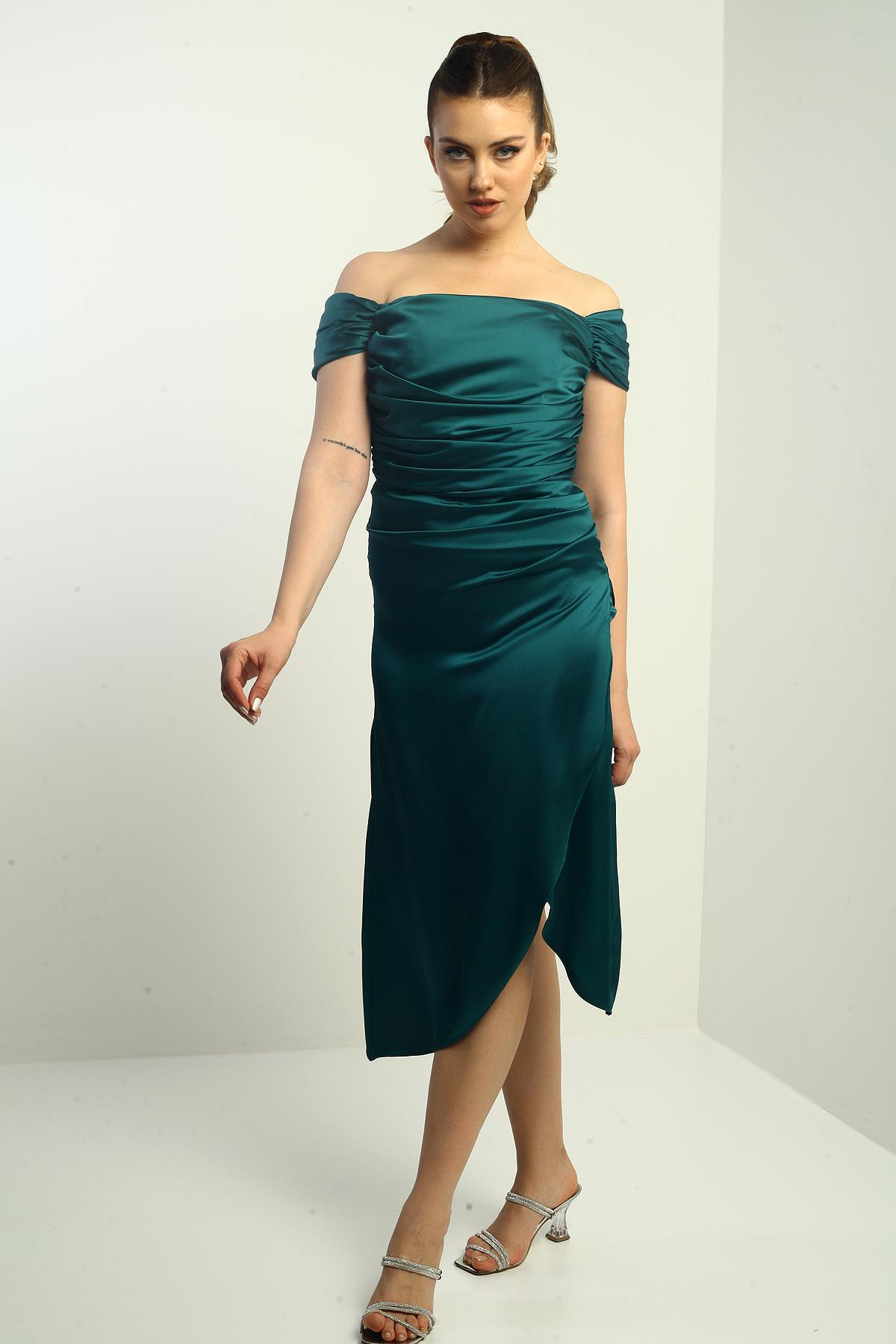 S-25K3050009Kadın Madonna Yaka Drapeli Asimetrik Saten Kısa Elbise