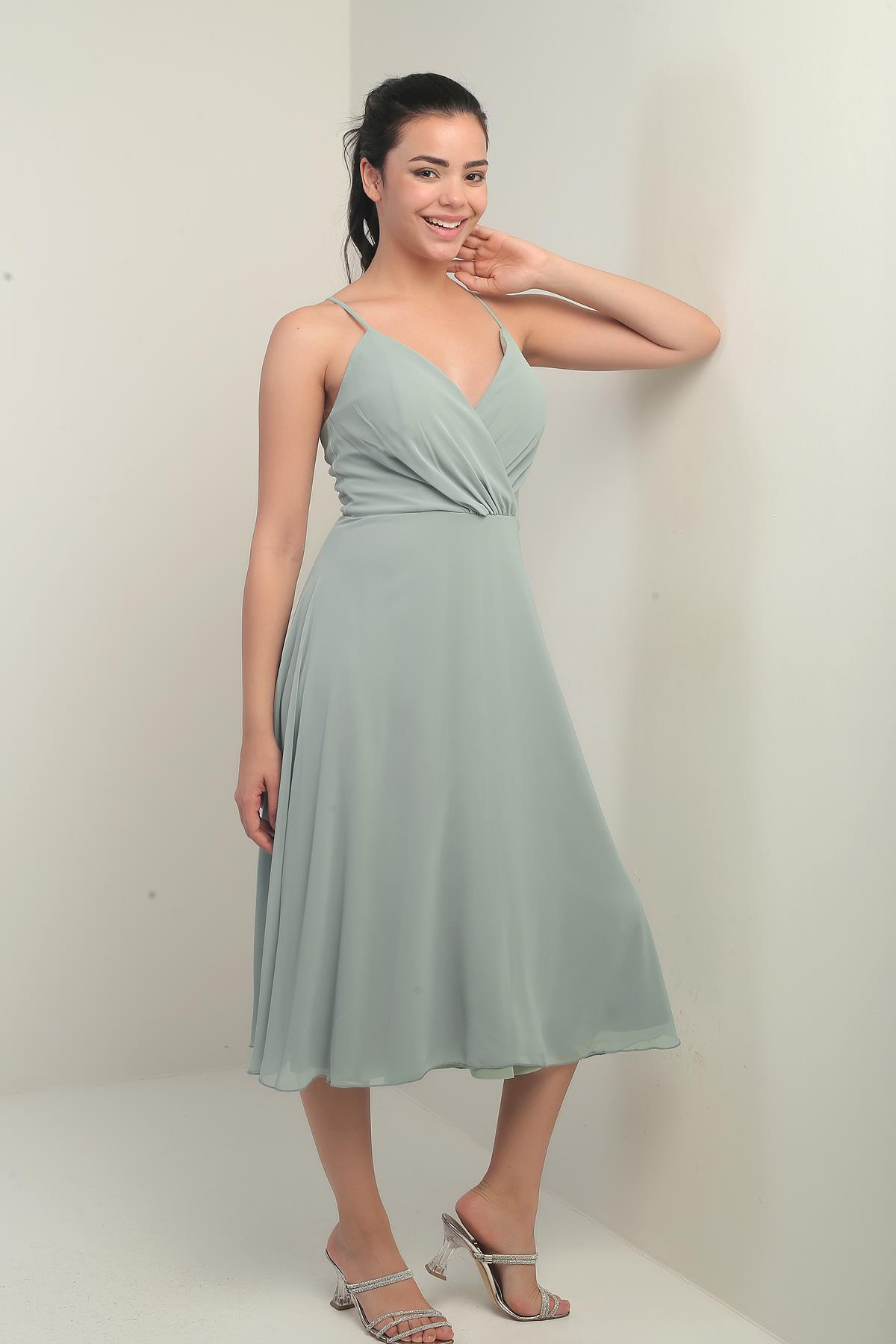 S-25K3050020Kadın İp Askılı Kruvaze Yaka Astarlı Arkası Bağcıklı Kloş Şifon Elbise