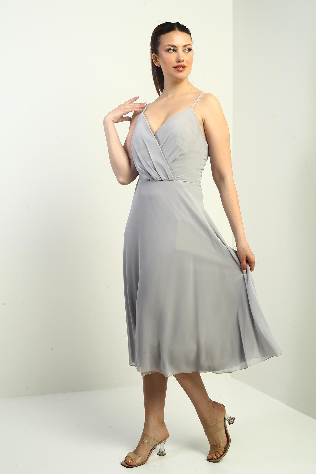 S-25K3050020Kadın İp Askılı Kruvaze Yaka Astarlı Arkası Bağcıklı Kloş Şifon Elbise