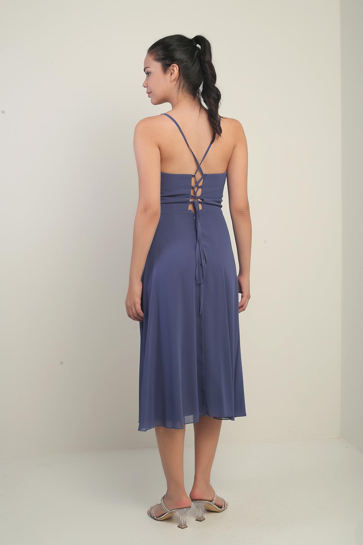 S-25K3050020Kadın İp Askılı Kruvaze Yaka Astarlı Arkası Bağcıklı Kloş Şifon Elbise