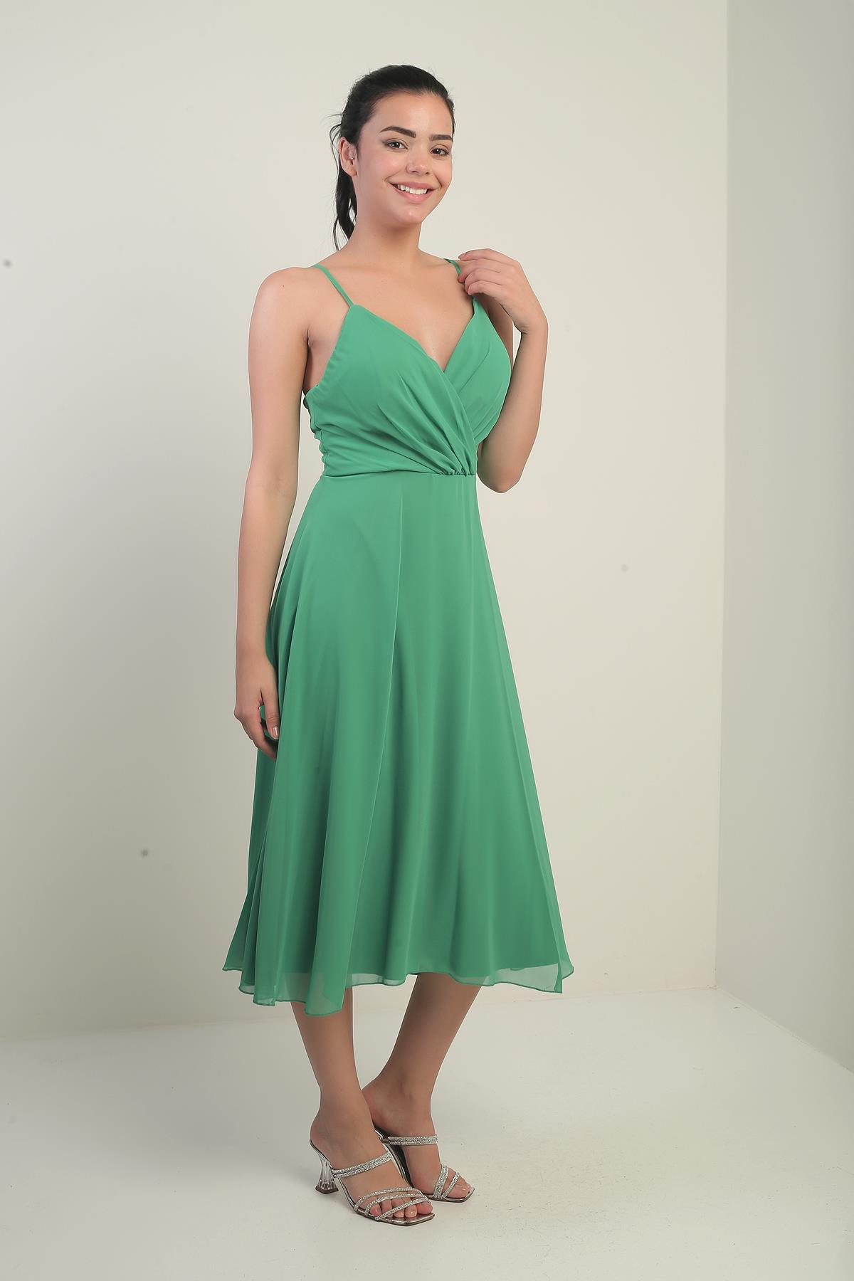 S-25K3050020Kadın İp Askılı Kruvaze Yaka Astarlı Arkası Bağcıklı Kloş Şifon Elbise