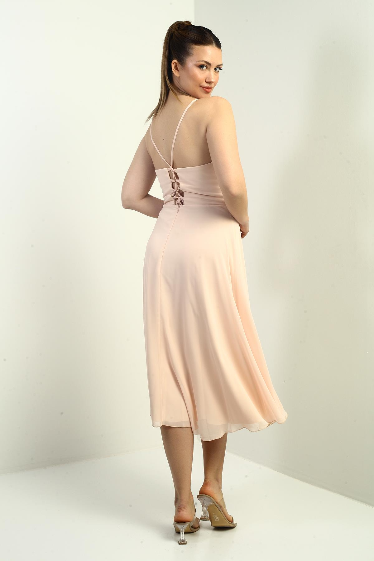 S-25K3050020Kadın İp Askılı Kruvaze Yaka Astarlı Arkası Bağcıklı Kloş Şifon Elbise