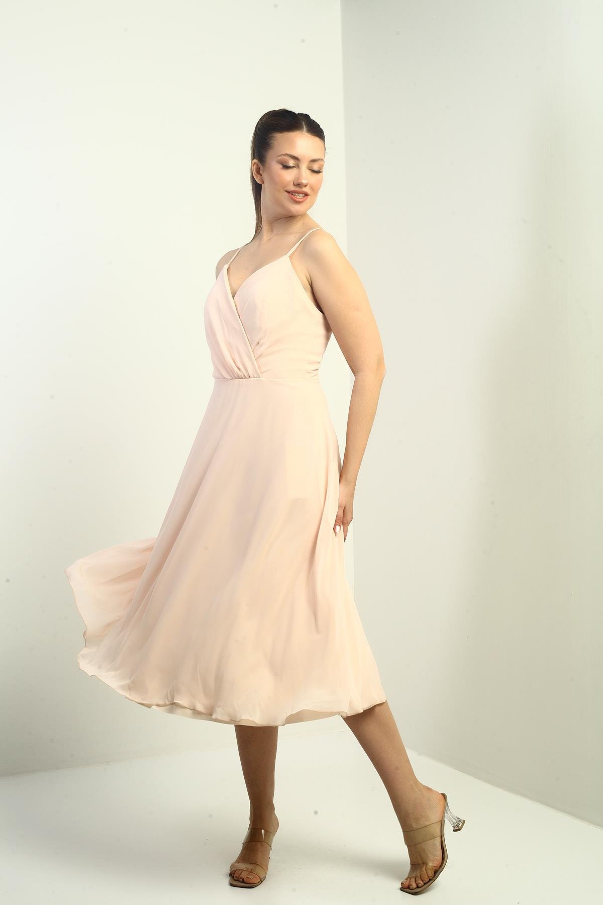 S-25K3050020Kadın İp Askılı Kruvaze Yaka Astarlı Arkası Bağcıklı Kloş Şifon Elbise