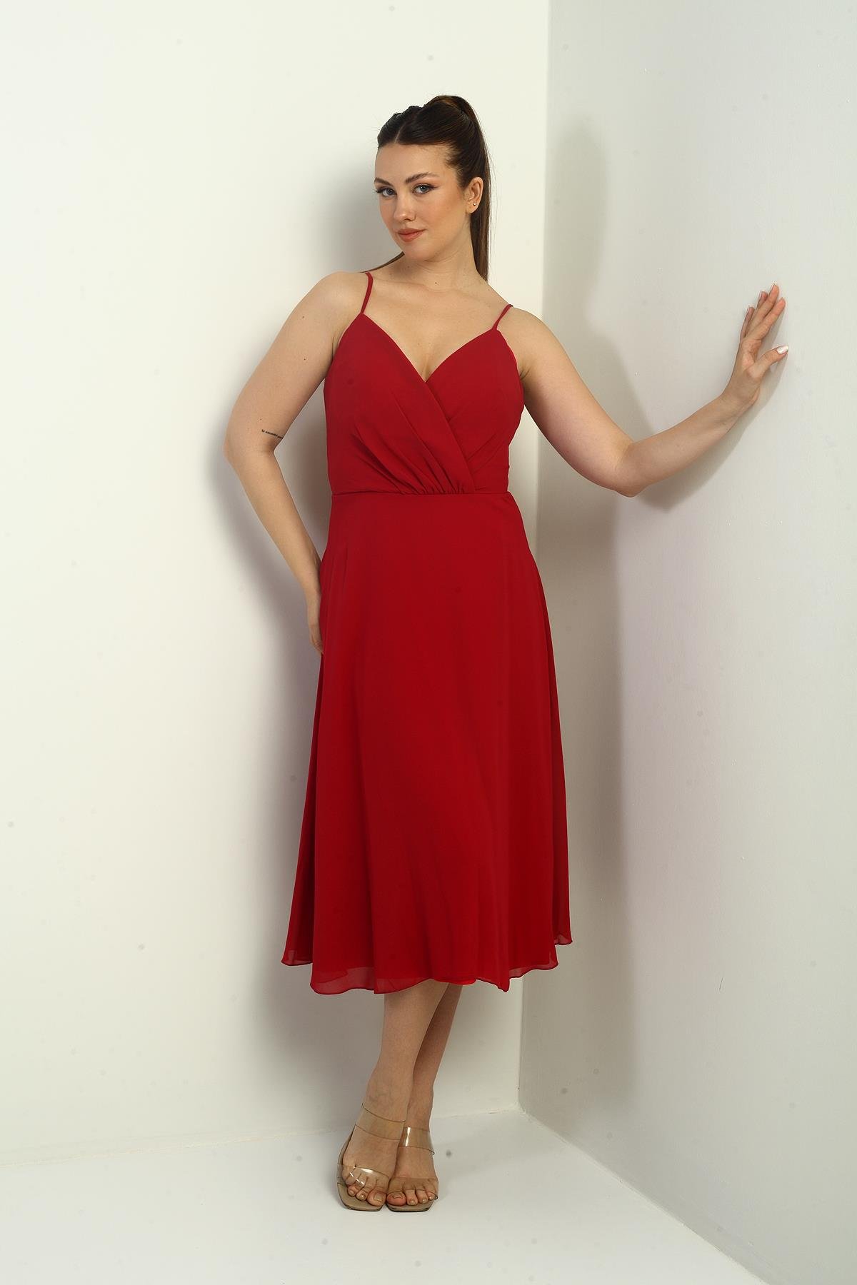 S-25K3050020Kadın İp Askılı Kruvaze Yaka Astarlı Arkası Bağcıklı Kloş Şifon Elbise