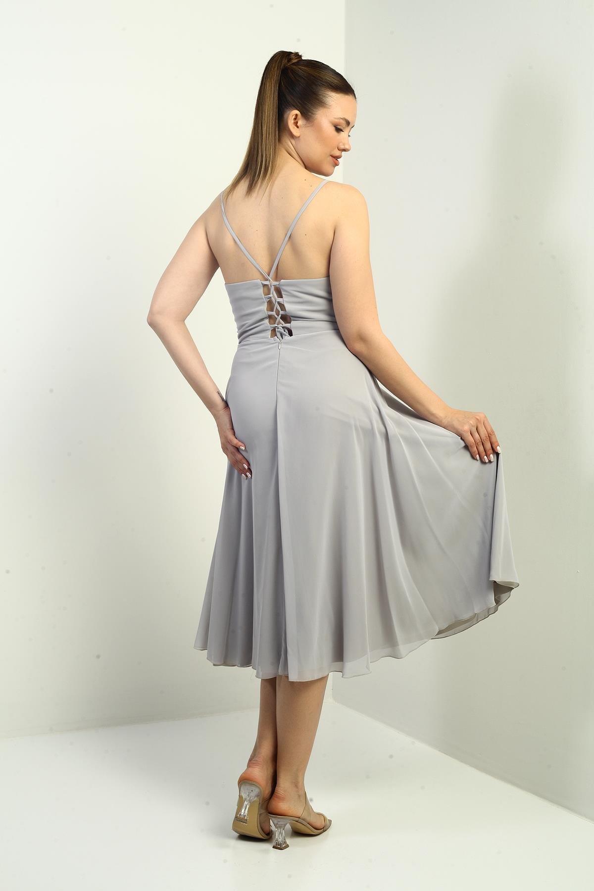 S-25K3050020Kadın İp Askılı Kruvaze Yaka Astarlı Arkası Bağcıklı Kloş Şifon Elbise