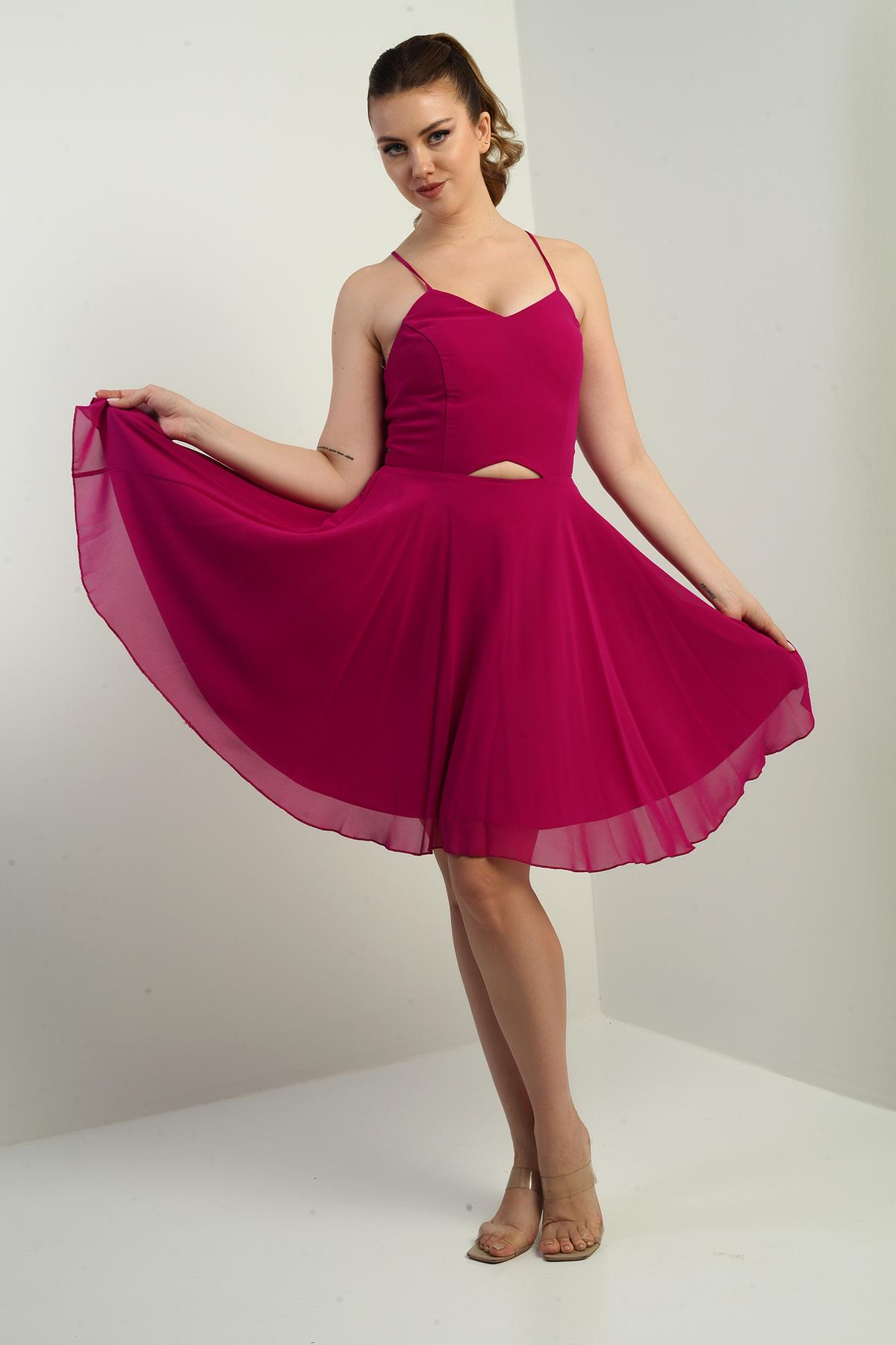 S-25K3050021Kadın İp Askılı Arkası Bağlamalı Önü Pencereli Astarlı Şifon Kısa Kloş Elbise