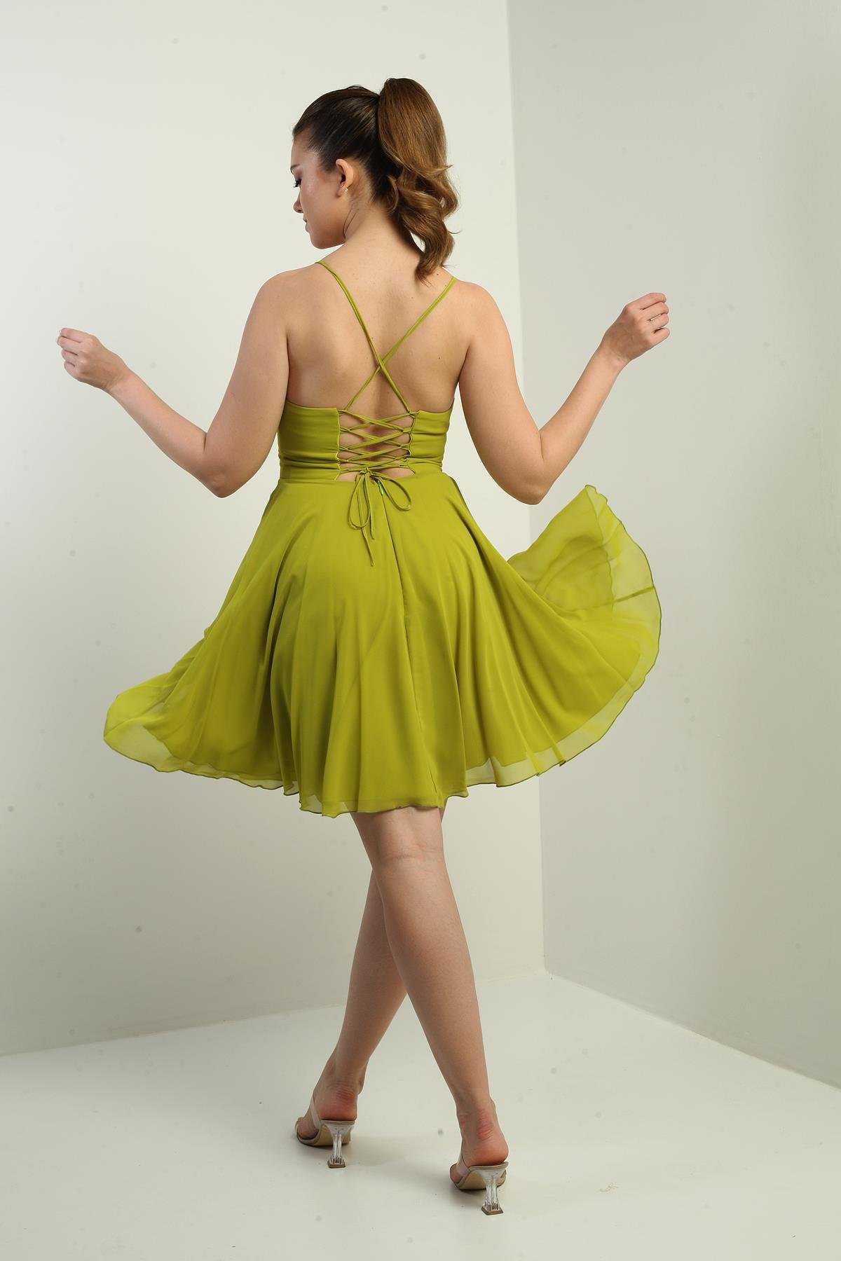 S-25K3050021Kadın İp Askılı Arkası Bağlamalı Önü Pencereli Astarlı Şifon Kısa Kloş Elbise