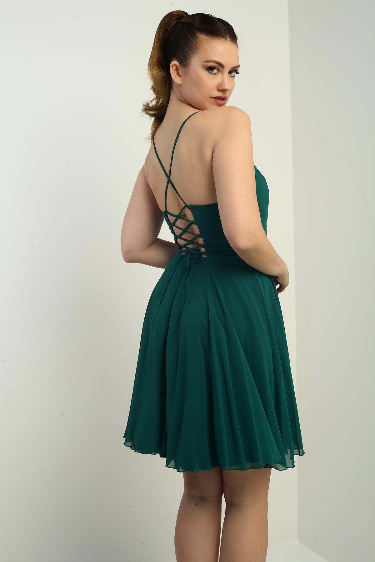 S-25K3050021Kadın İp Askılı Arkası Bağlamalı Önü Pencereli Astarlı Şifon Kısa Kloş Elbise