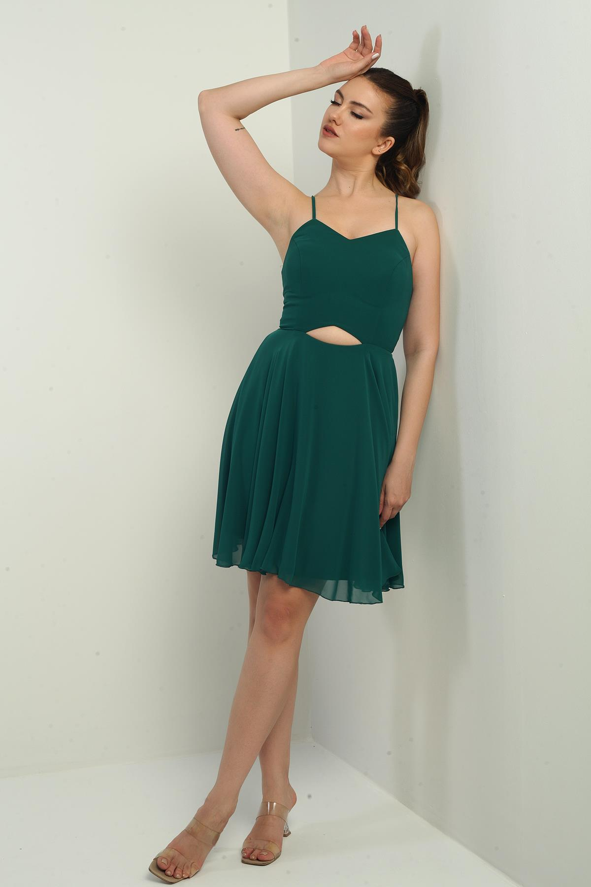 S-25K3050021Kadın İp Askılı Arkası Bağlamalı Önü Pencereli Astarlı Şifon Kısa Kloş Elbise