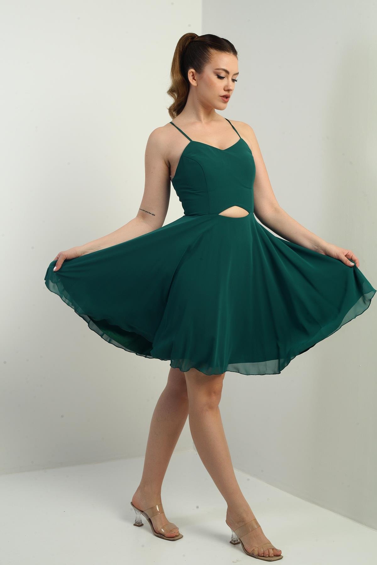 S-25K3050021Kadın İp Askılı Arkası Bağlamalı Önü Pencereli Astarlı Şifon Kısa Kloş Elbise