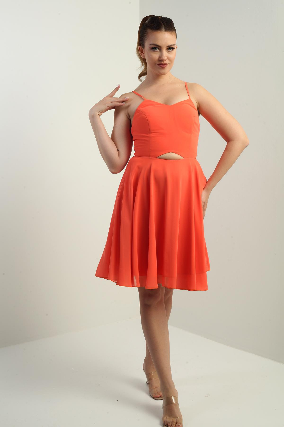 S-25K3050021Kadın İp Askılı Arkası Bağlamalı Önü Pencereli Astarlı Şifon Kısa Kloş Elbise