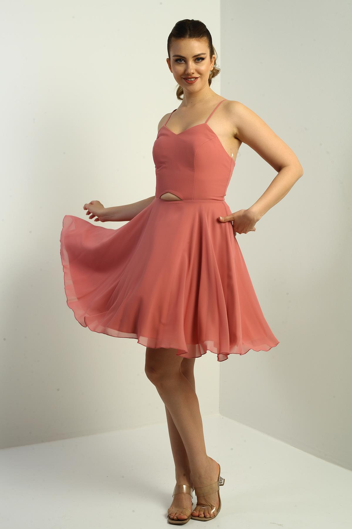 S-25K3050021Kadın İp Askılı Arkası Bağlamalı Önü Pencereli Astarlı Şifon Kısa Kloş Elbise