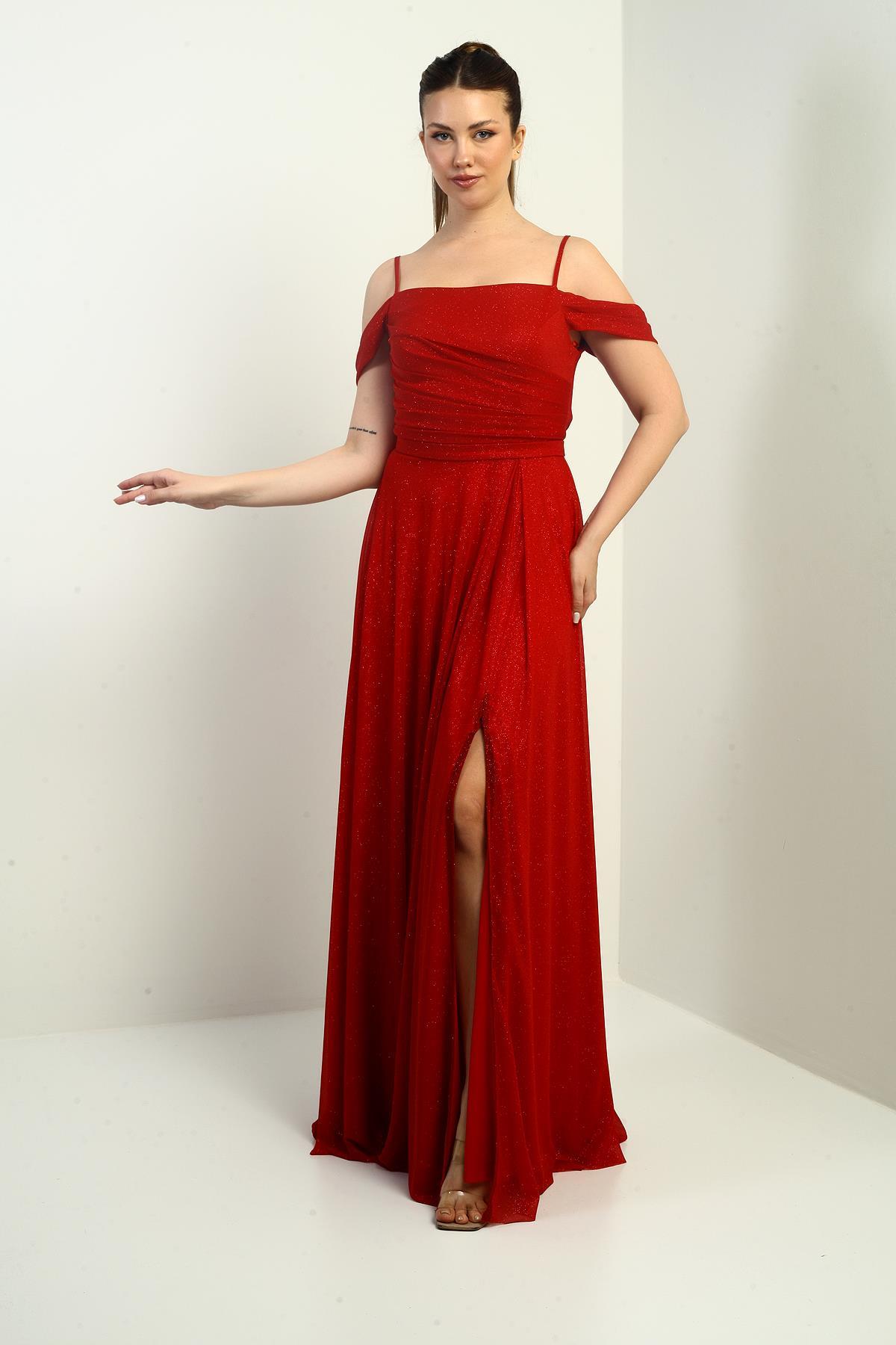 S-25K3630004Kadın İp Askılı Eteği Kloş Astarlı Uzun Simli Elbise