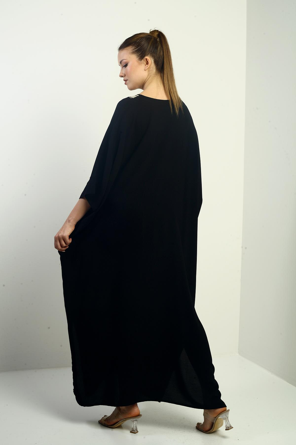 S-25K3880001Kadın V Yaka Nakışlı Cepli Oversize Uzun Elbise