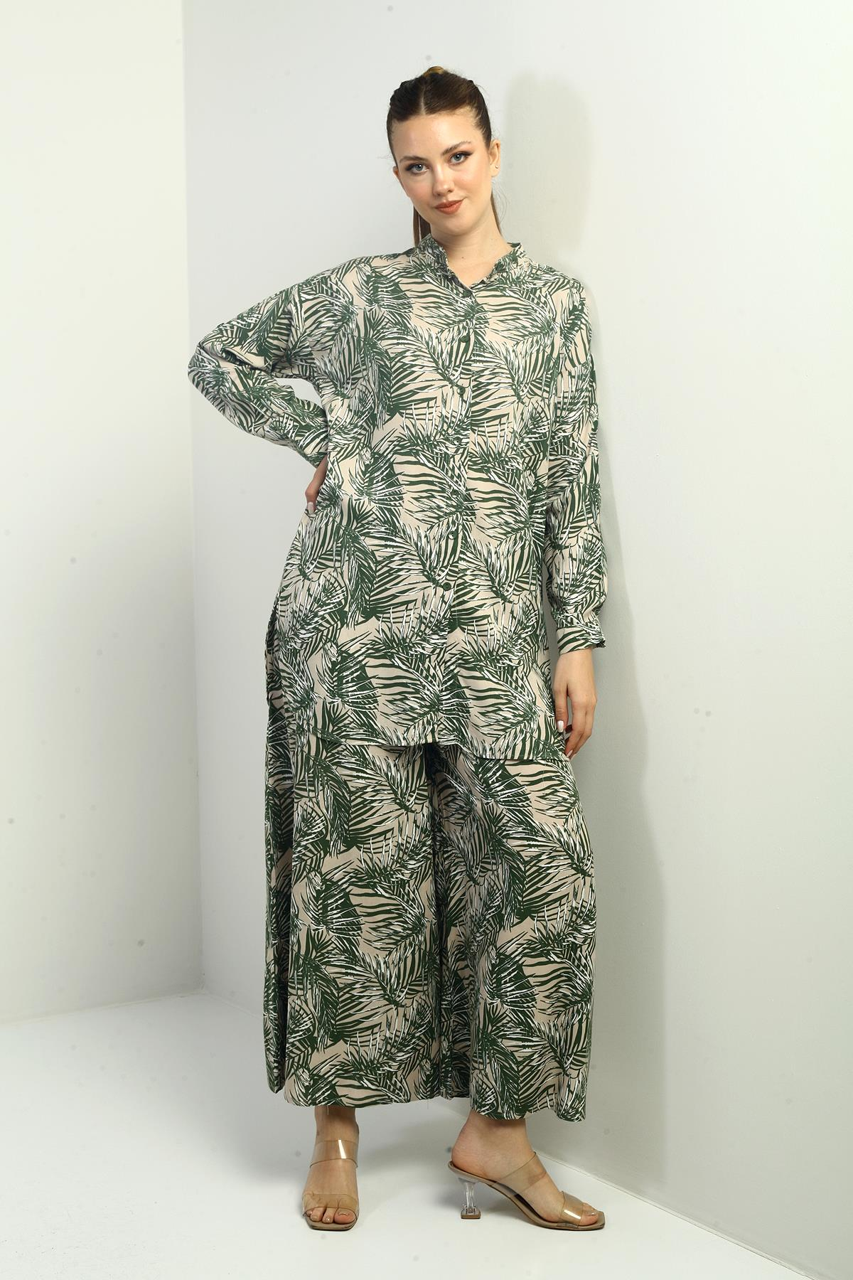 S-25K3880006Kadın Yanları Yırtmaçlı Tunik Gömlek Beli Lastikli Cepli Palazzo Pantolon Yaprak Desenli Oversize 2'li Takım