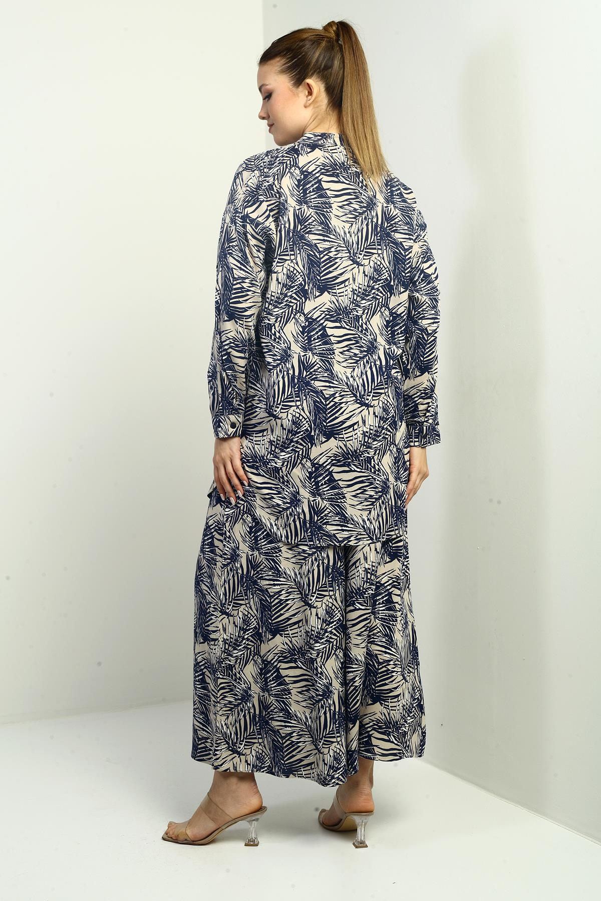 S-25K3880006Kadın Yanları Yırtmaçlı Tunik Gömlek Beli Lastikli Cepli Palazzo Pantolon Yaprak Desenli Oversize 2'li Takım