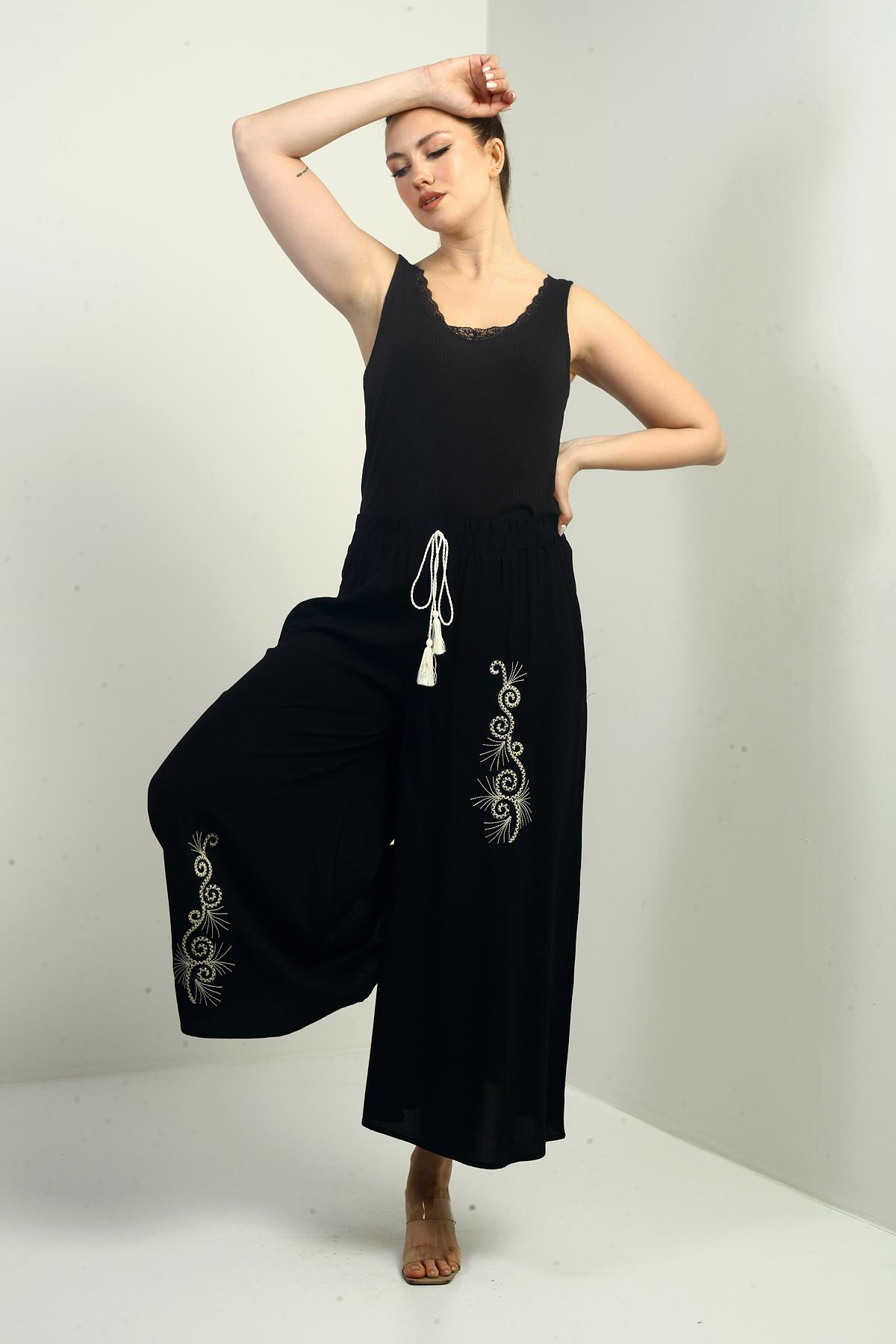 S-25K3880007Kadın Beli Lastikli Cepli Nakış Detaylı Palazzo Pantolon