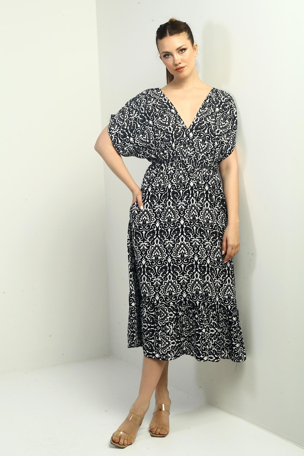 S-25K3880012Kadın Ön Arka V Yaka Yarasa Kollu Cepli Etnik Desen Fırfırlı Elbise