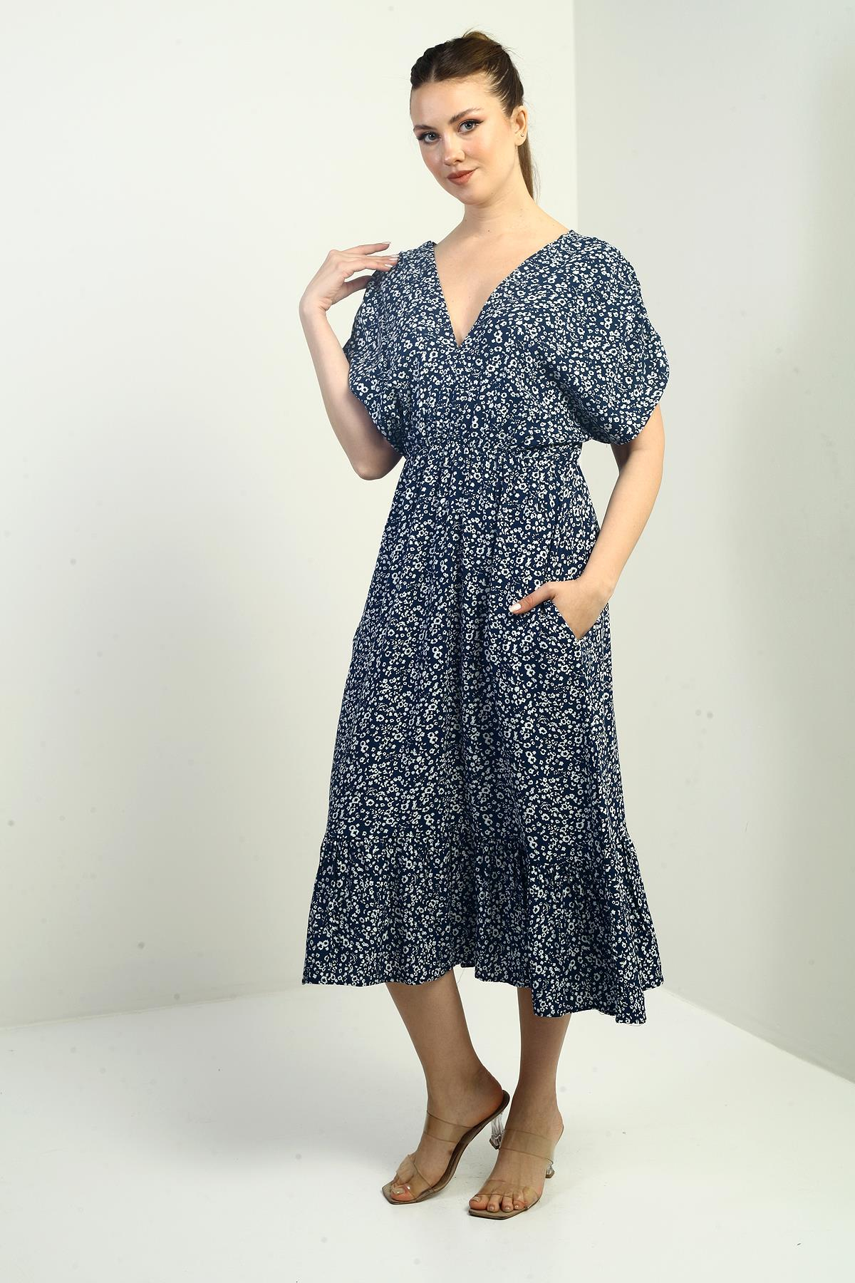 S-25K3880013Kadın Ön Arka V Yaka Yarasa Kollu Mini Çiçekli Cepli Fırfırlı Elbise