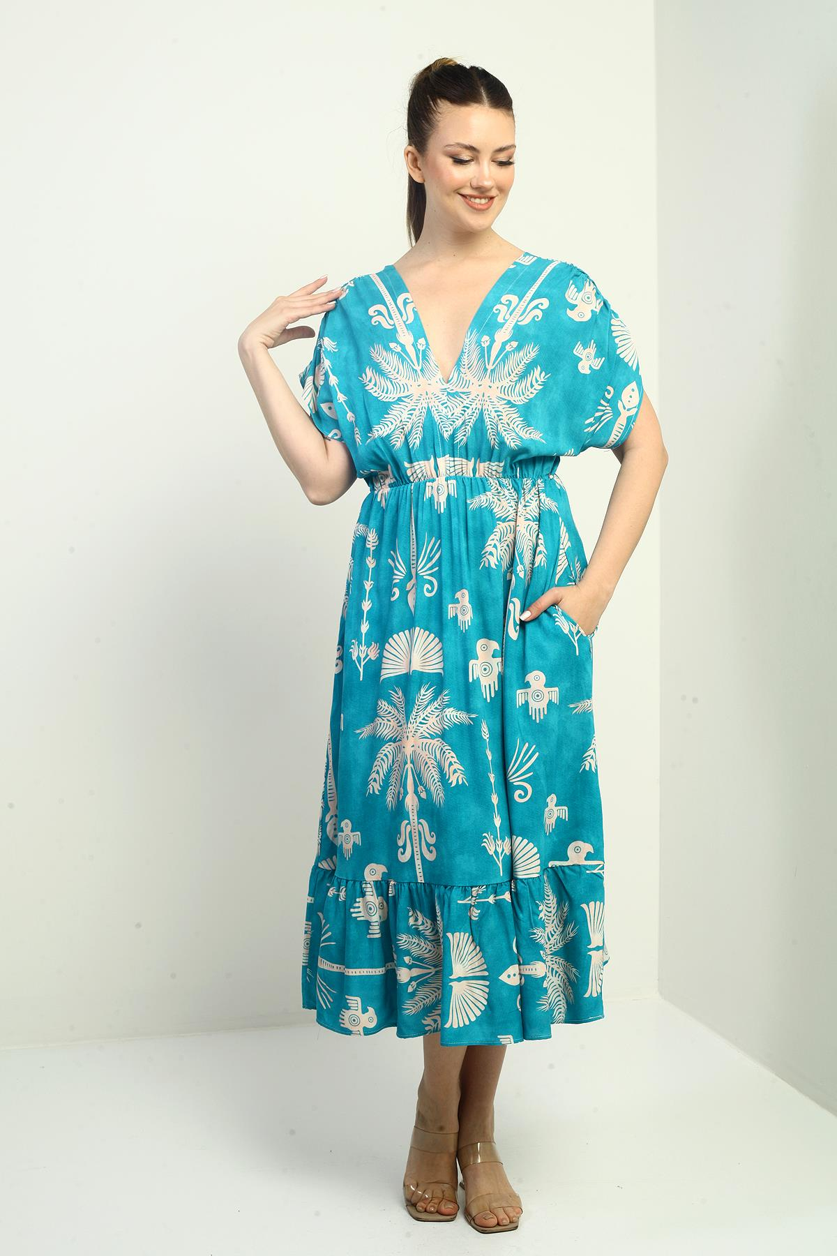 S-25K3880014Kadın Ön Arka V Yaka Yarasa Kollu Palmiyeli Cepli Fırfırlı Elbise