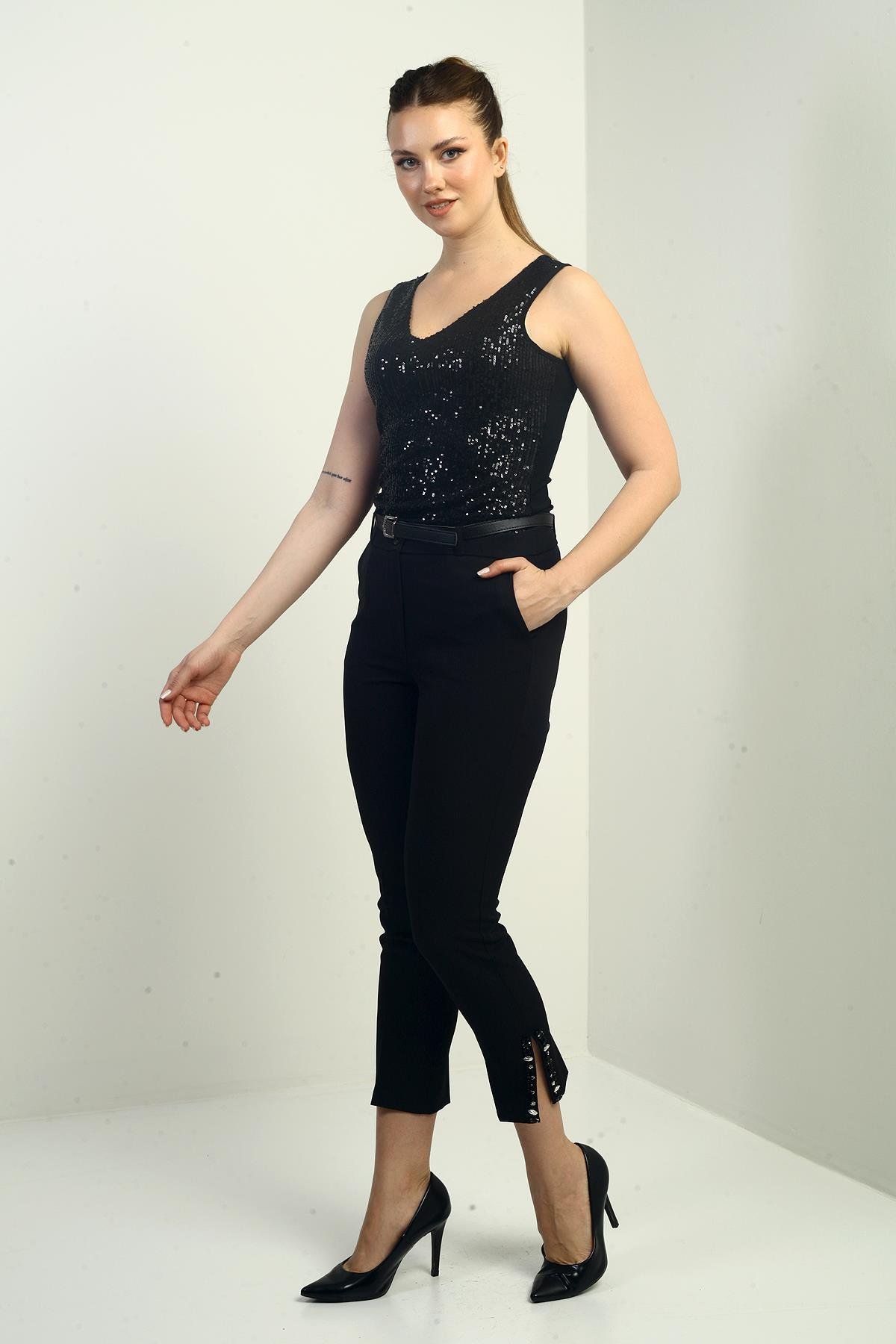 S-25Y0190002Kadın Beli Kemerli Yandan Cepli Paça Taş Detaylı Pantolon