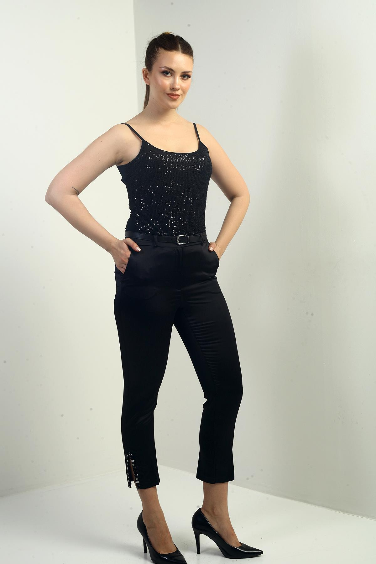 S-25Y0190003Kadın Beli Kemerli Yandan Cepli Paçası Taşlı Saten Pantolon