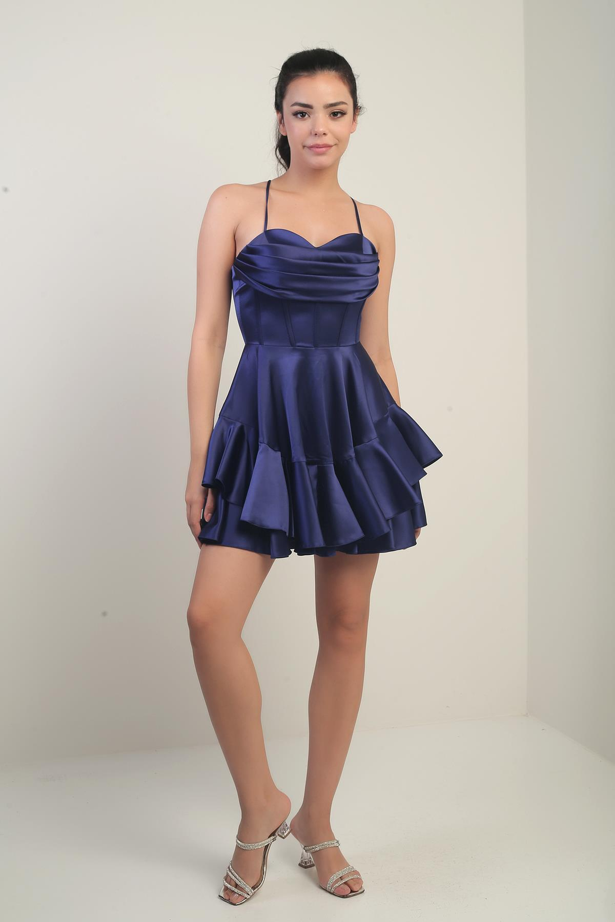 S-25Y0230016Kadın İp Askılı Arkadan Bağlamalı Balenli Eteği Katlı Astarlı Saten Kısa Elbise