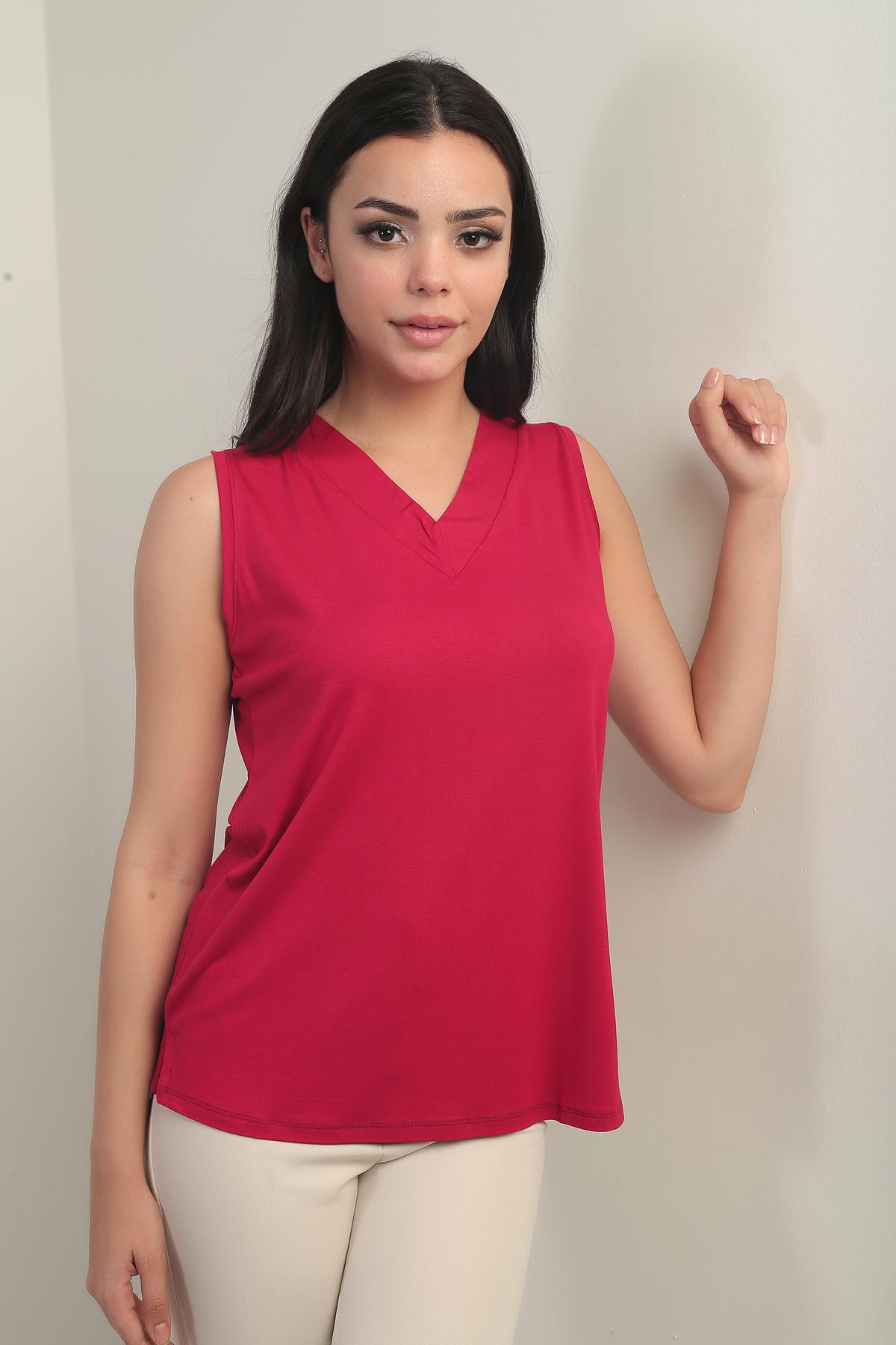 S-25Y0270021Kadın V Yaka Kolsuz Likralı Bluz