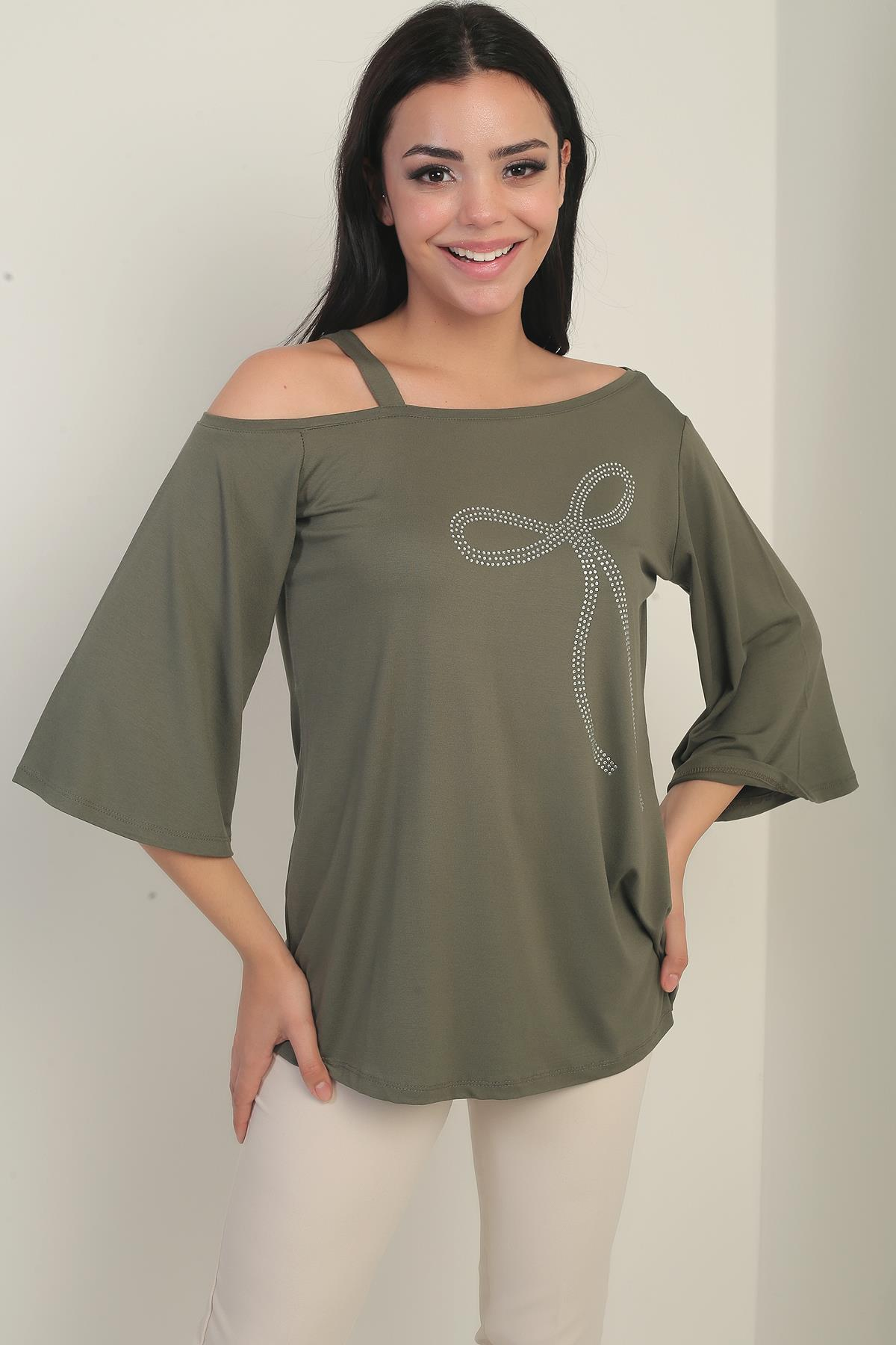 S-25Y0270025Kadın Tek Omuzlu Fiyonk Taş Baskılı Likralı Bluz