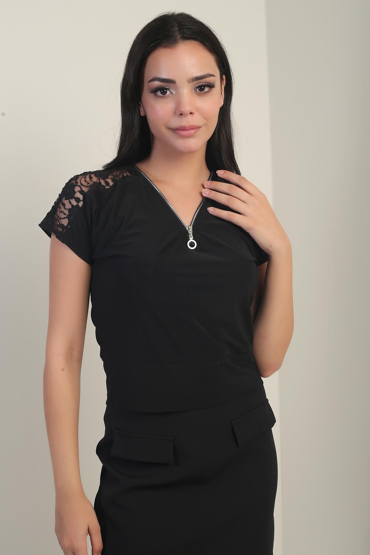 S-25Y1030001Omuzları Dantel Önü Yarım Fermuarlı Likralı Bluz
