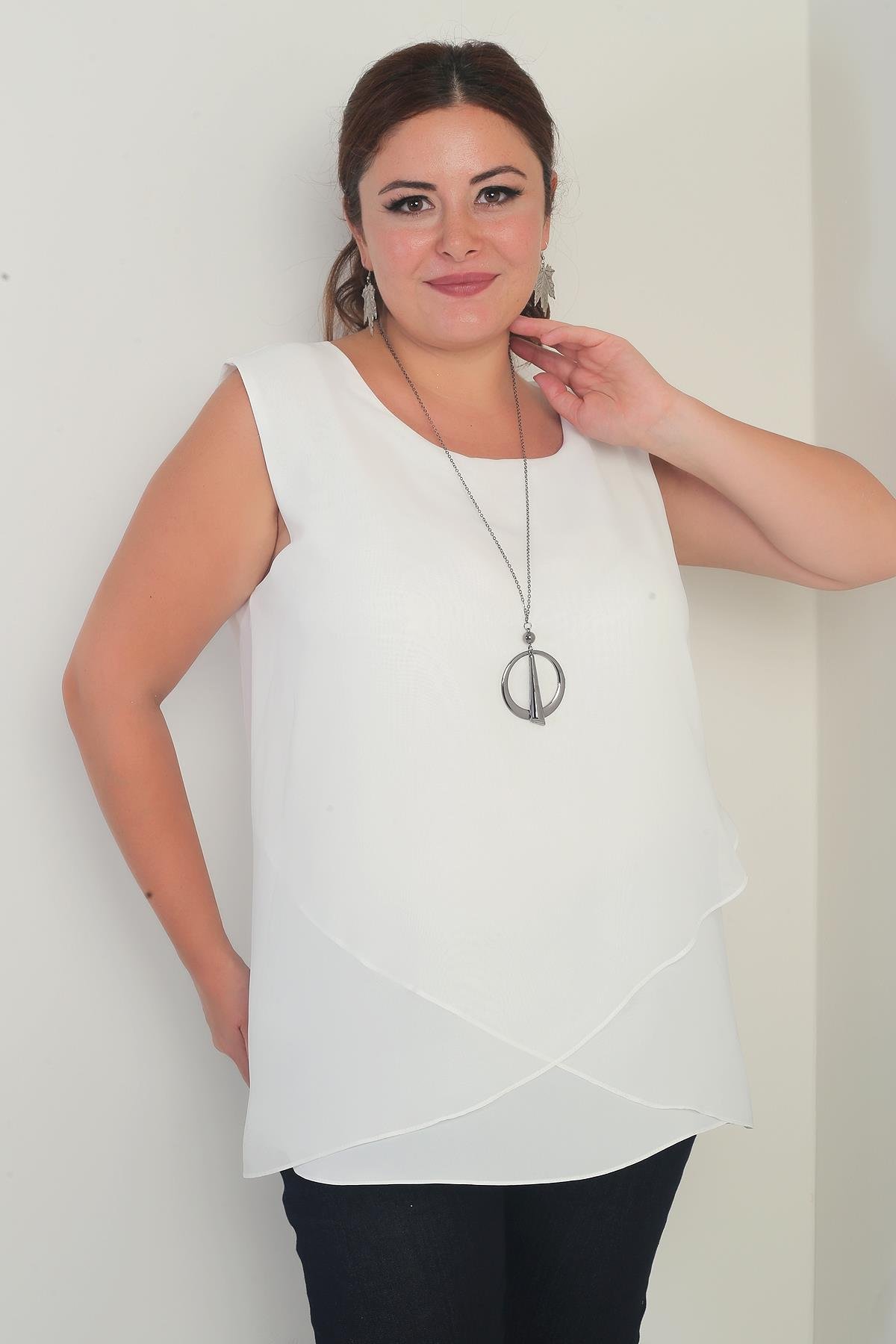 S-25Y1040003Kadın Üstü Şifon Kolsuz Büyük Beden Bluz