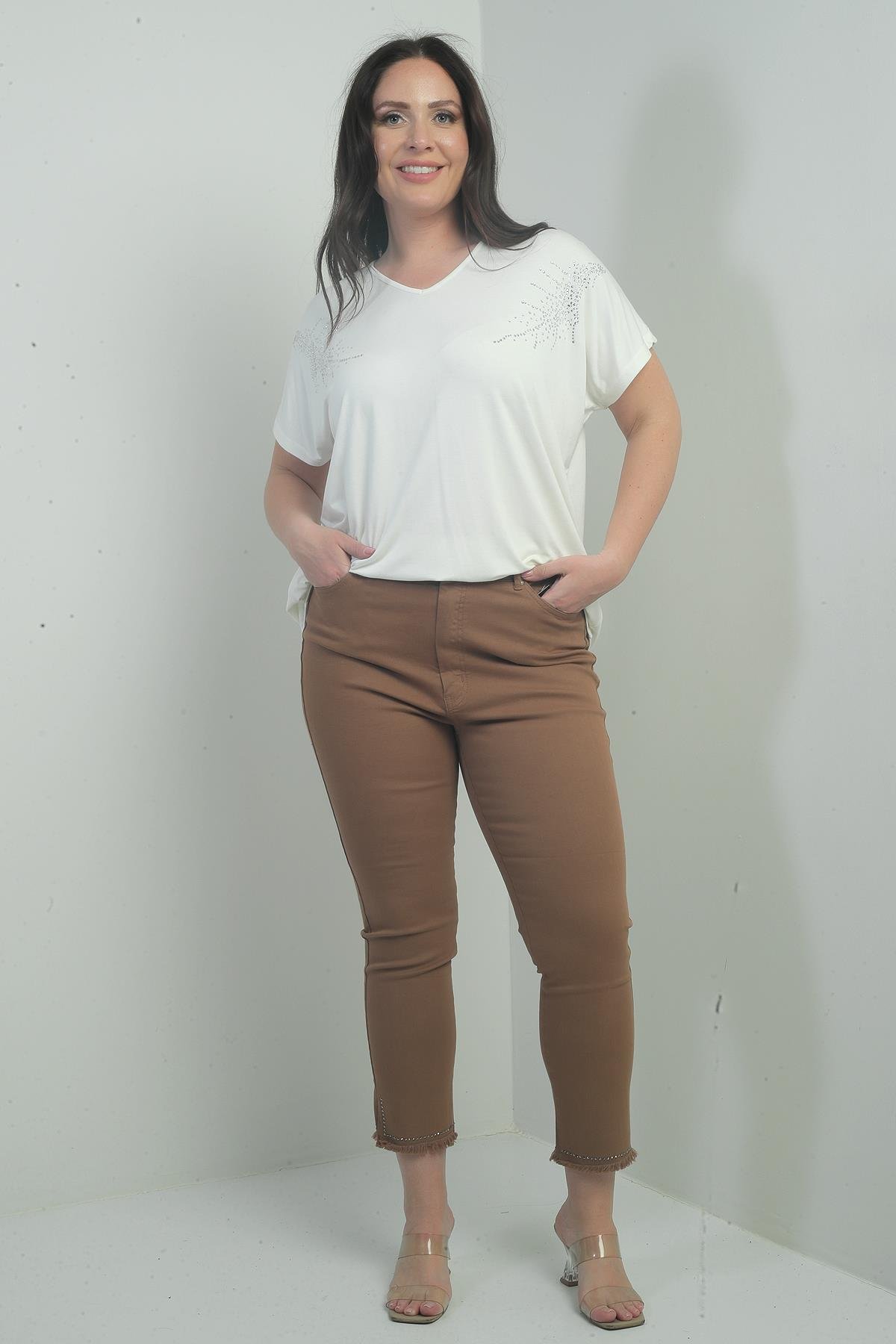 S-25Y1830006Kadın Dar Paça Şerit Taş Detaylı Likralı Büyük Beden Kanvas Pantolon