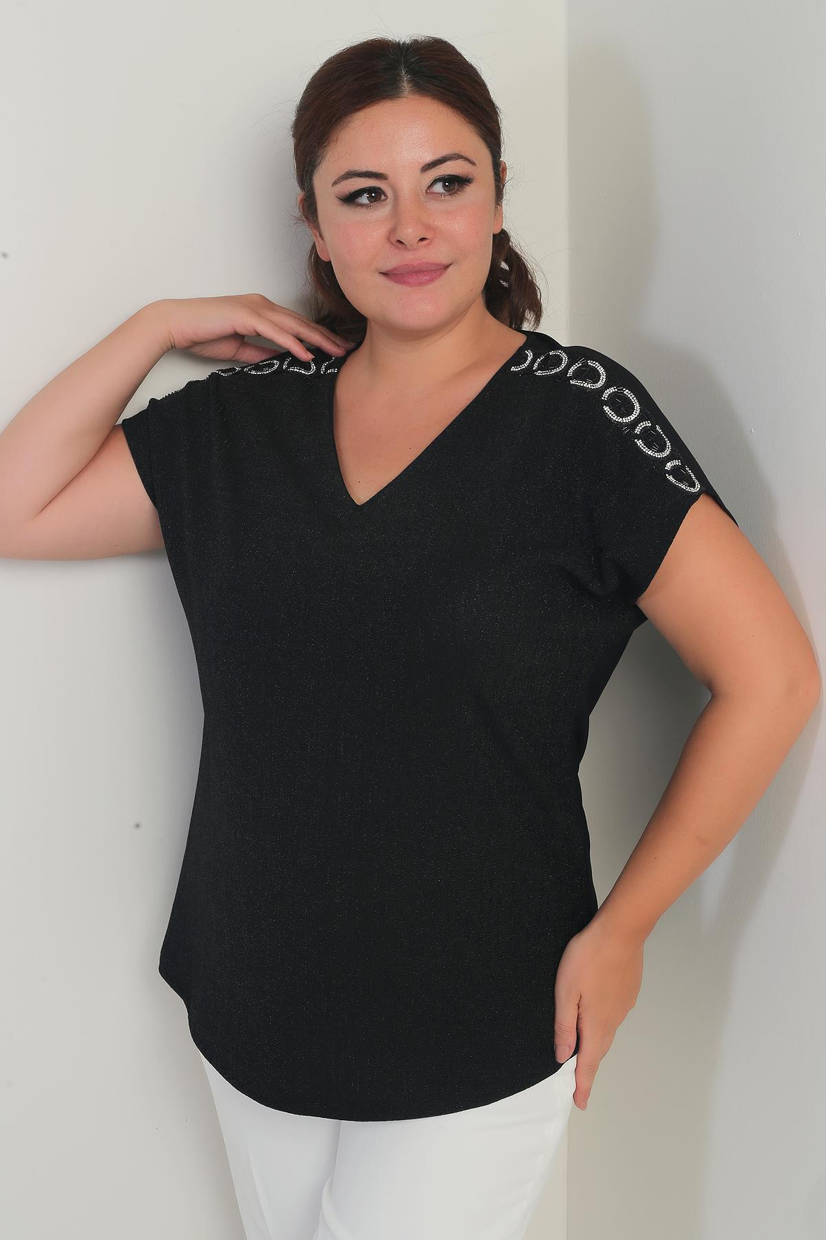 S-25Y1830019Kadın V Yaka Önü Simli Omuzları Taş-Boncuk İşlemeli Büyük Beden Likralı Bluz