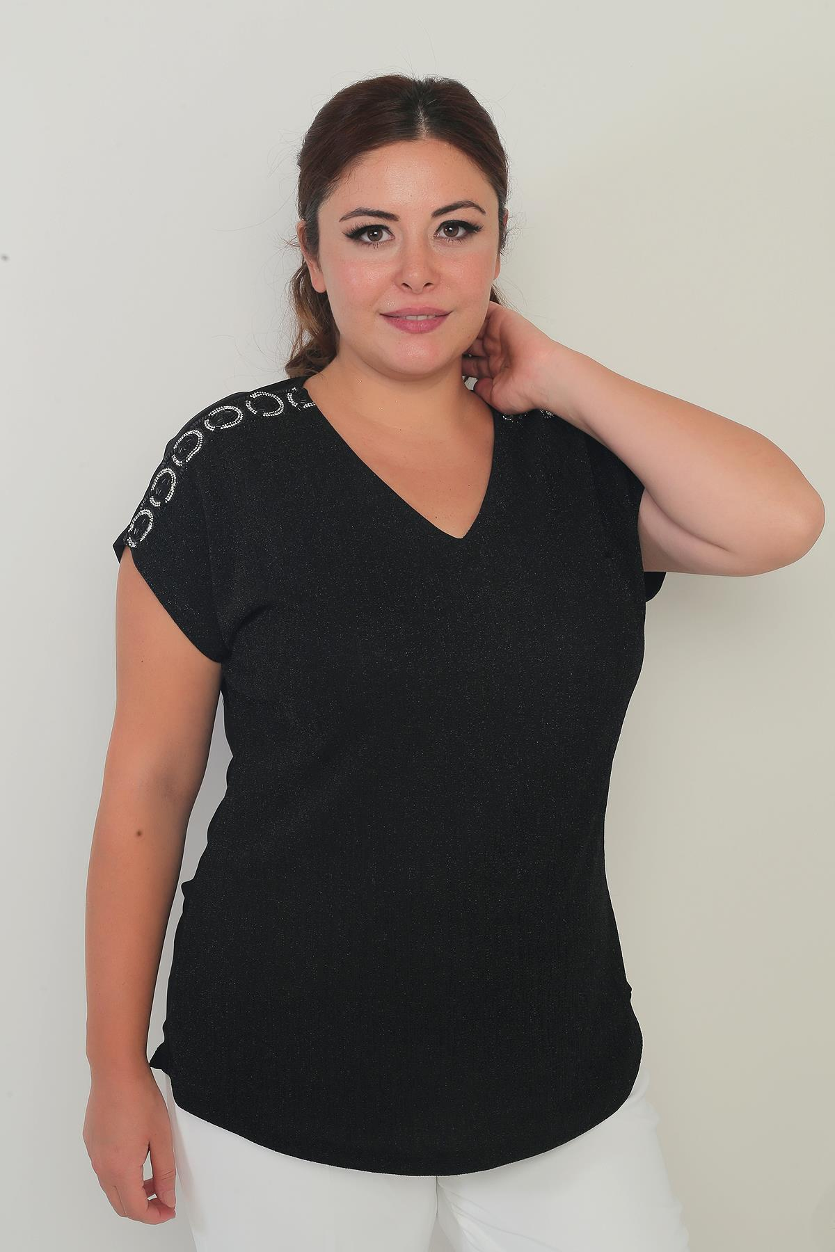 S-25Y1830019Kadın V Yaka Önü Simli Omuzları Taş-Boncuk İşlemeli Büyük Beden Likralı Bluz