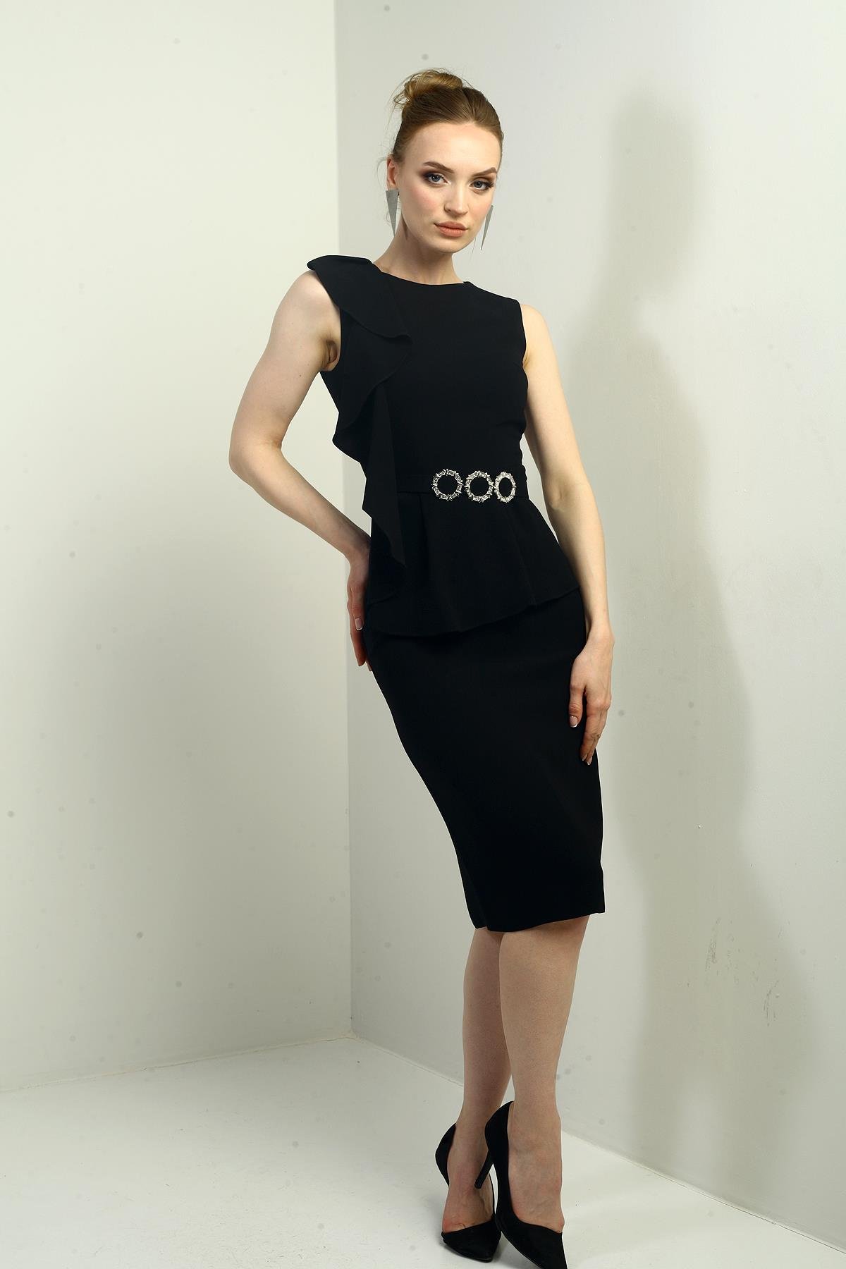 S-25Y2580018Kadın Yuvarlak Yaka Volanlı Beli Kemerli Krep Midi Elbise