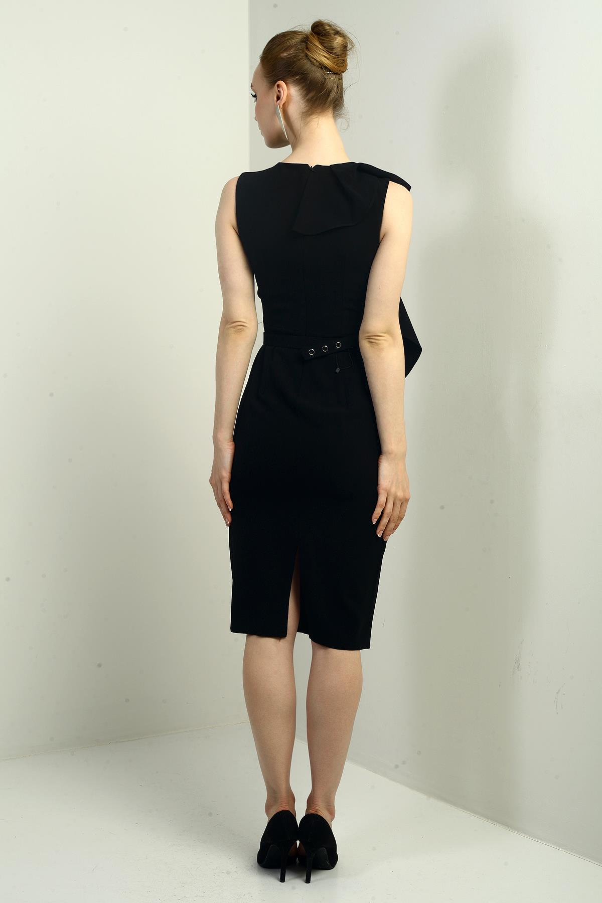 S-25Y2580018Kadın Yuvarlak Yaka Volanlı Beli Kemerli Krep Midi Elbise