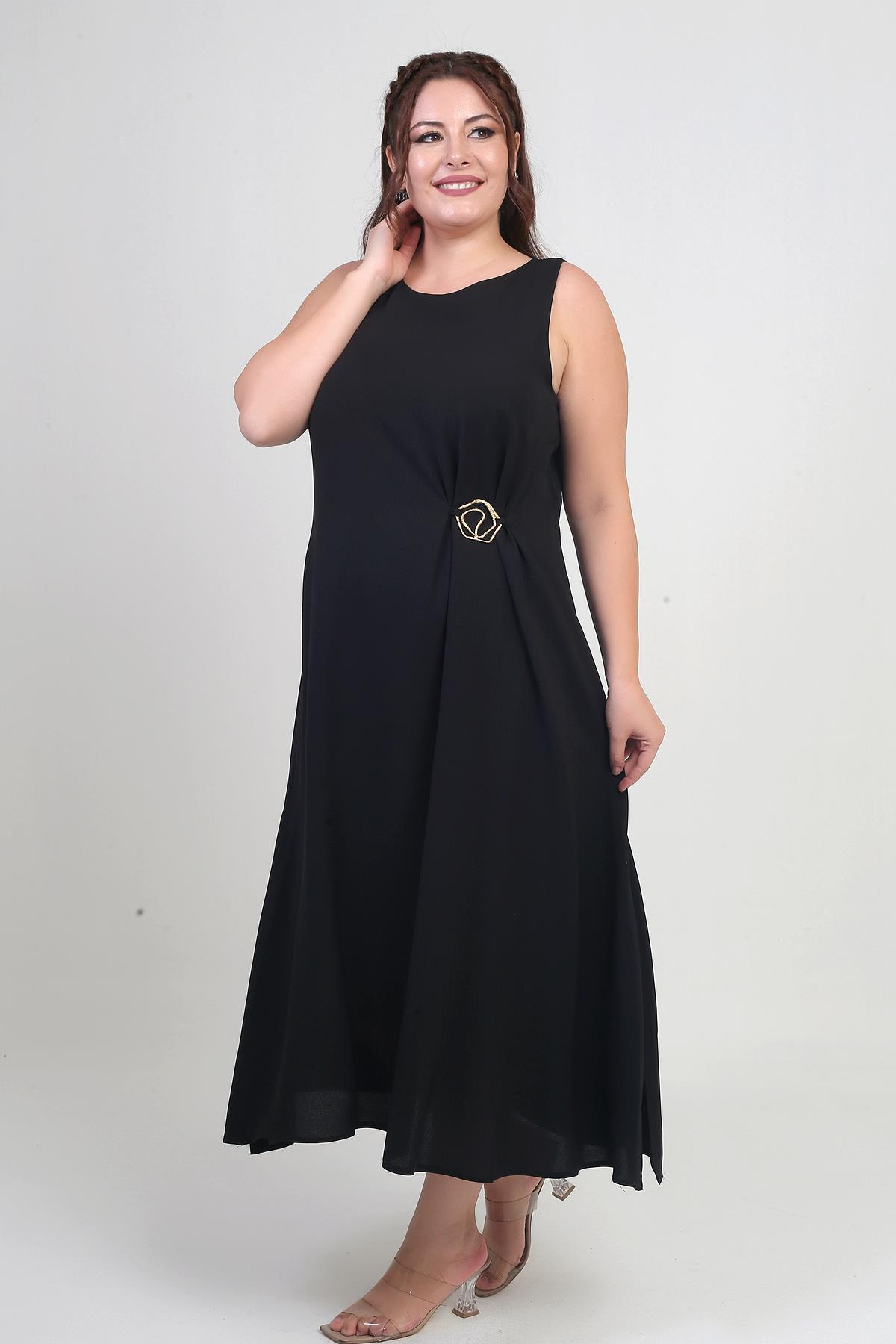 S-25Y2580037Kadın Yuvarlak Yaka Astarlı Metal Detaylı Büyük Beden Krep Midi Tasarım Elbise