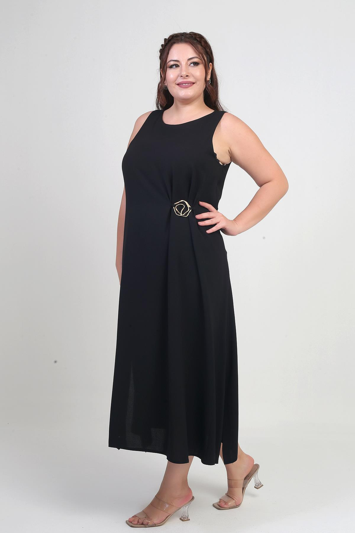 S-25Y2580037Kadın Yuvarlak Yaka Astarlı Metal Detaylı Büyük Beden Krep Midi Tasarım Elbise