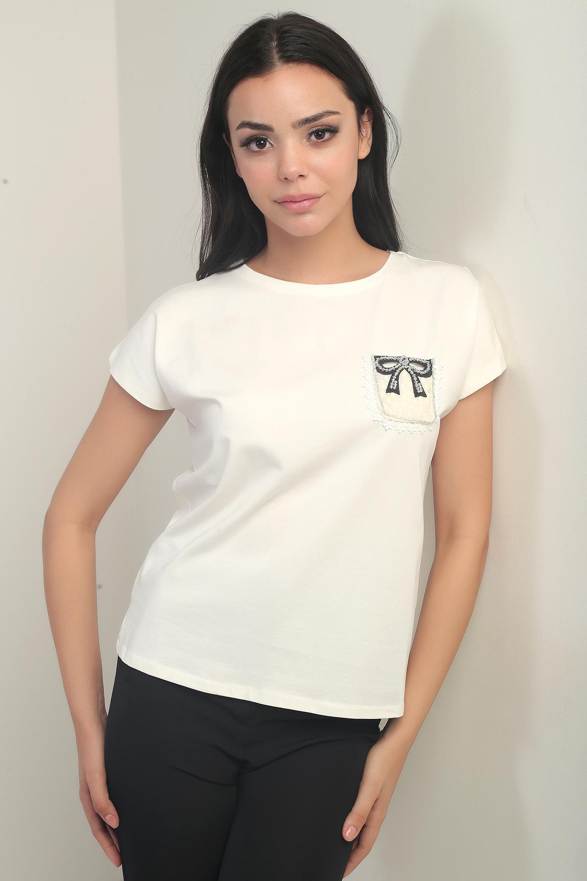 S-25Y2800005Kadın Yuvarlak Yaka Kısa Kollu Cep Detaylı Likralı Bluz