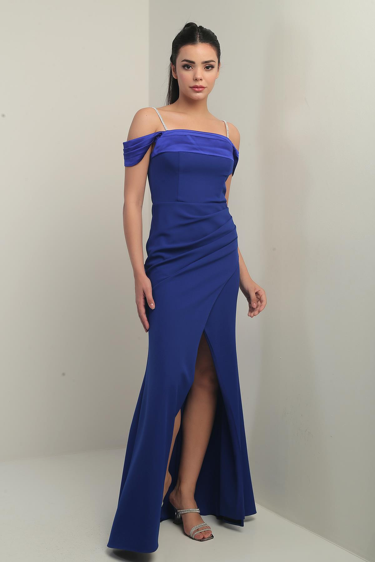 S-25Y3630002Kadın Taşlı İnce Askılı Düşük Kollu  Saten Madonna Yaka Astarlı Drapeli Double Balık Elbise