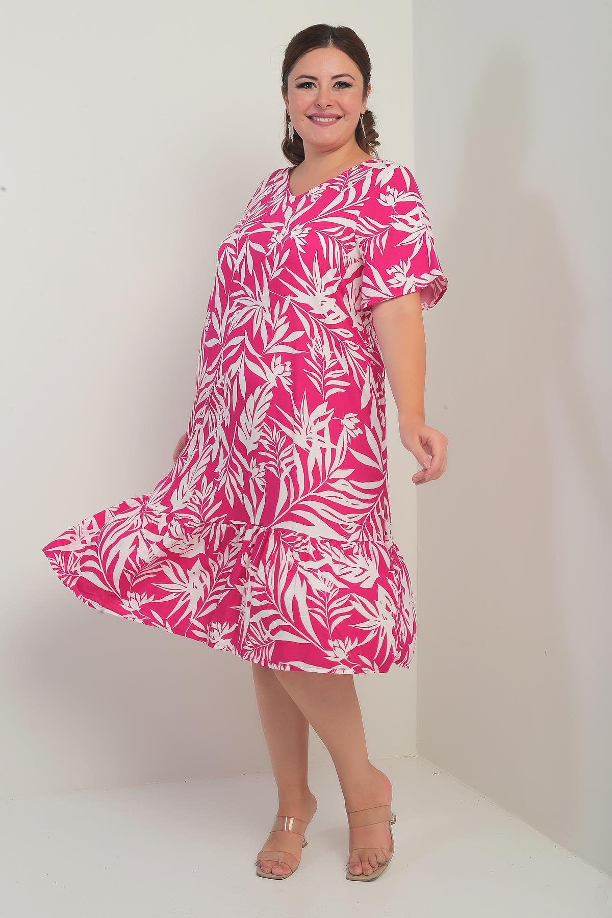 S-25Y3880023Kadın V Yaka Karışık Yaprak Desenli Cepli Eteği Fırfırlı Büyük Beden Elbise