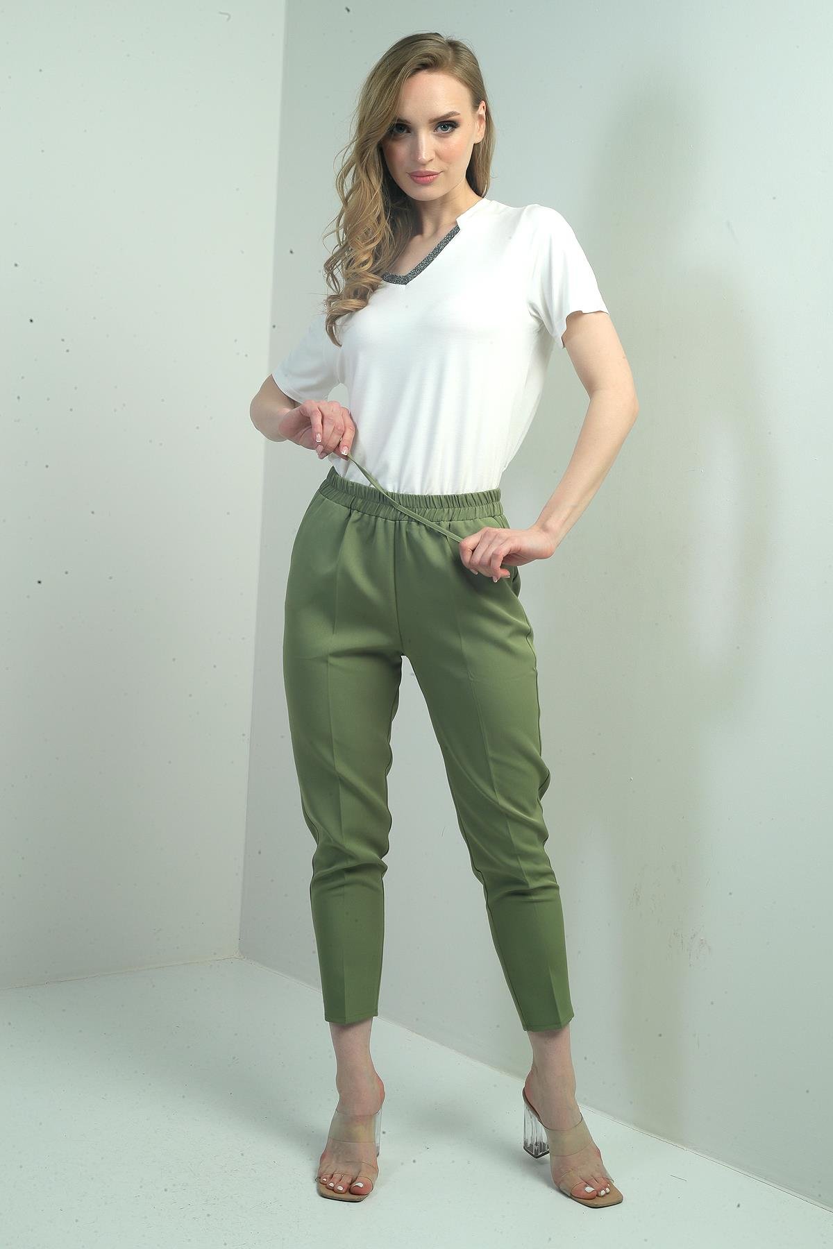 S-25Y4260001Kadın Beli Lastikli Yandan Cepli Havuç Paça Pantolon