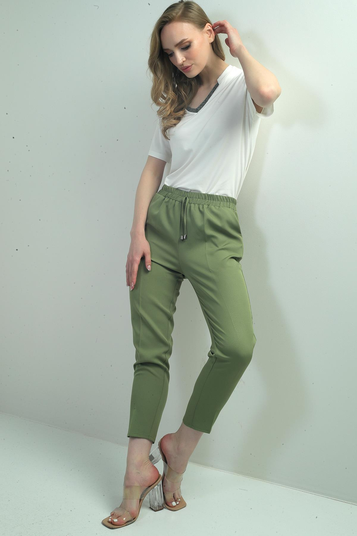 S-25Y4260001Kadın Beli Lastikli Yandan Cepli Havuç Paça Pantolon