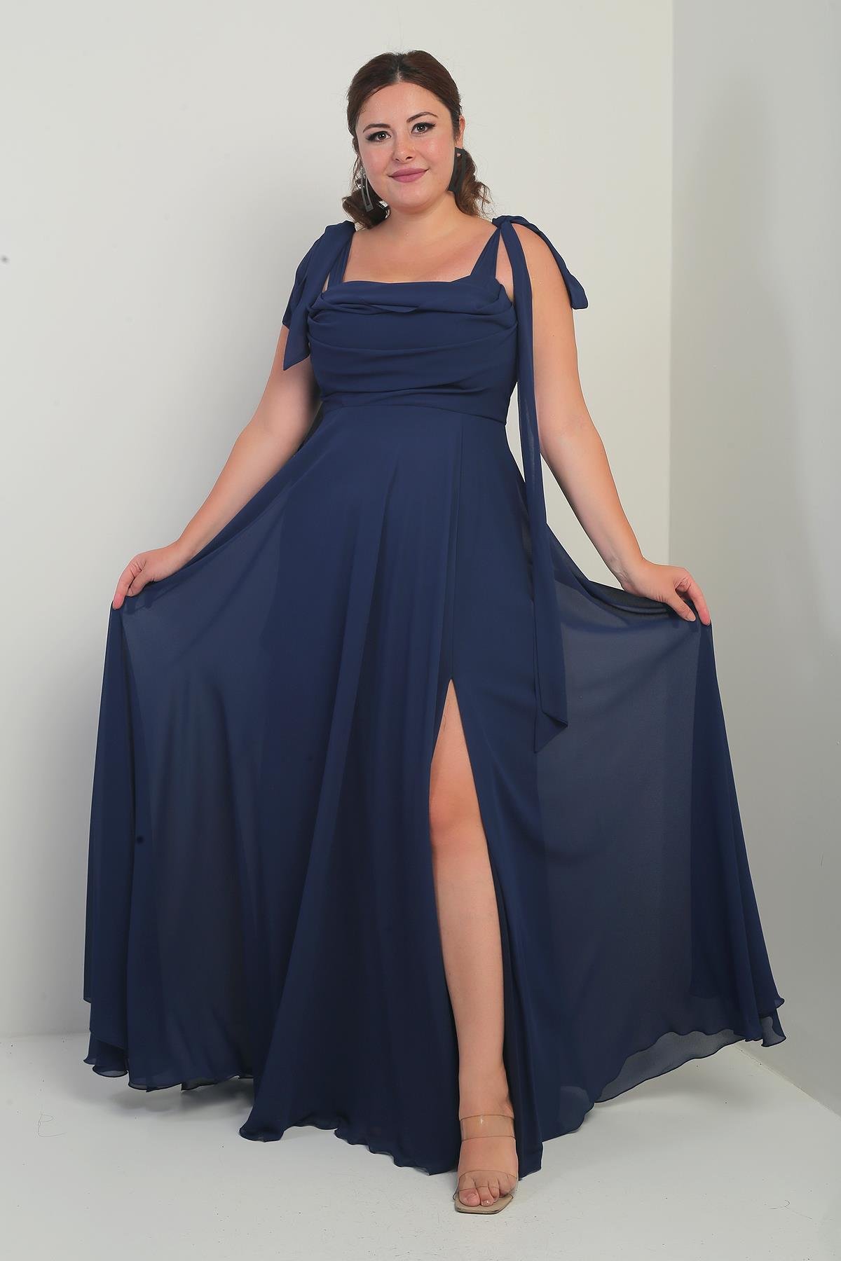 S-25Y4350001Kadın Degaje Yaka Omuz Bağlamalı Astarlı Büyük Beden Krep Şifon Uzun Elbise