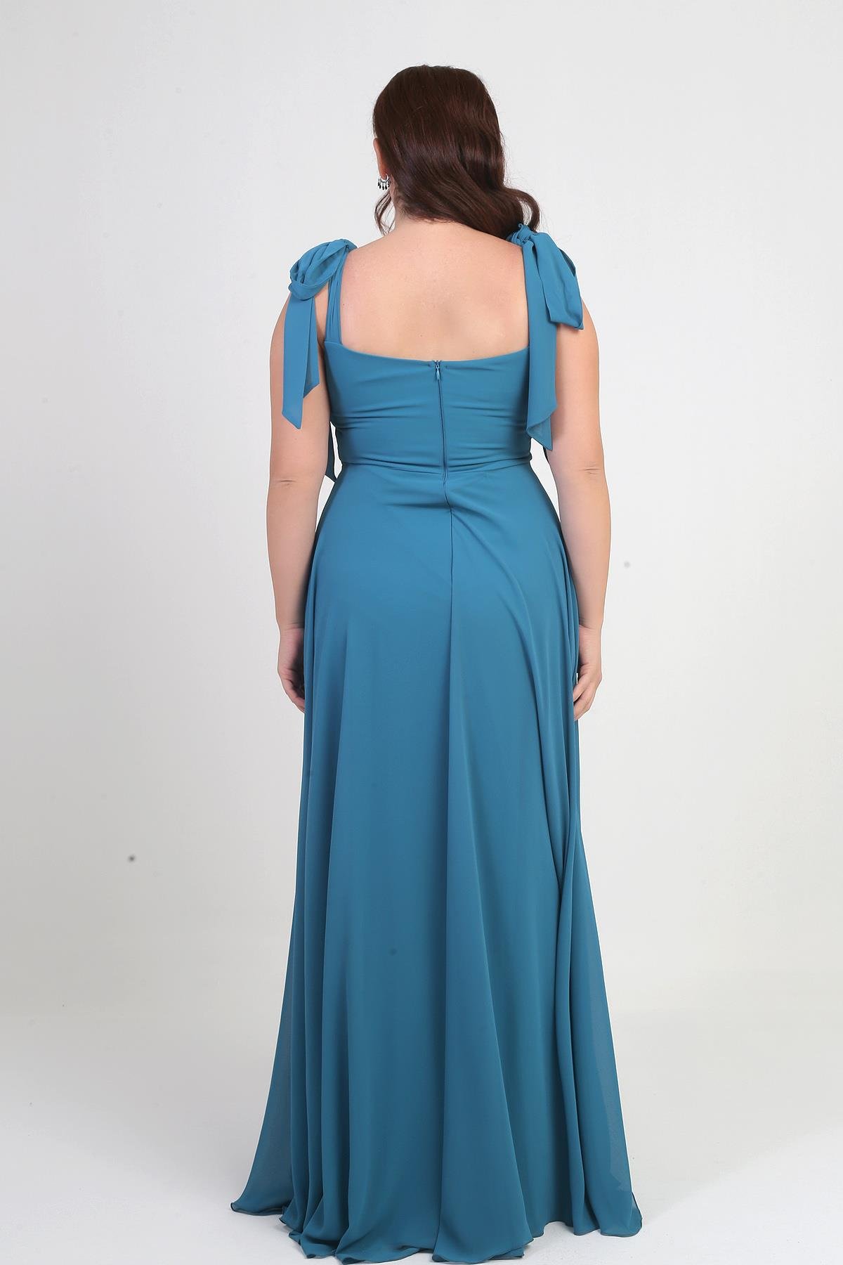 S-25Y4350001Kadın Degaje Yaka Omuz Bağlamalı Astarlı Büyük Beden Krep Şifon Uzun Elbise